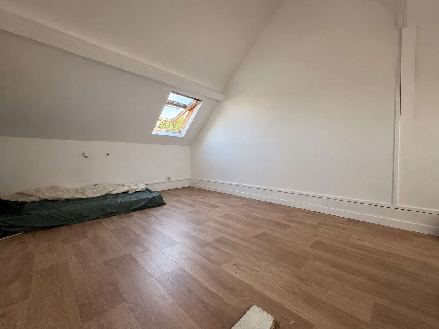 Immo80 – L'immobilier à Amiens et dans la Somme-AMIENS – QUARTIER SAINT ACHEUL – AMIENOISE – 2 CHAMBRES – COUR – DEPENDANCE