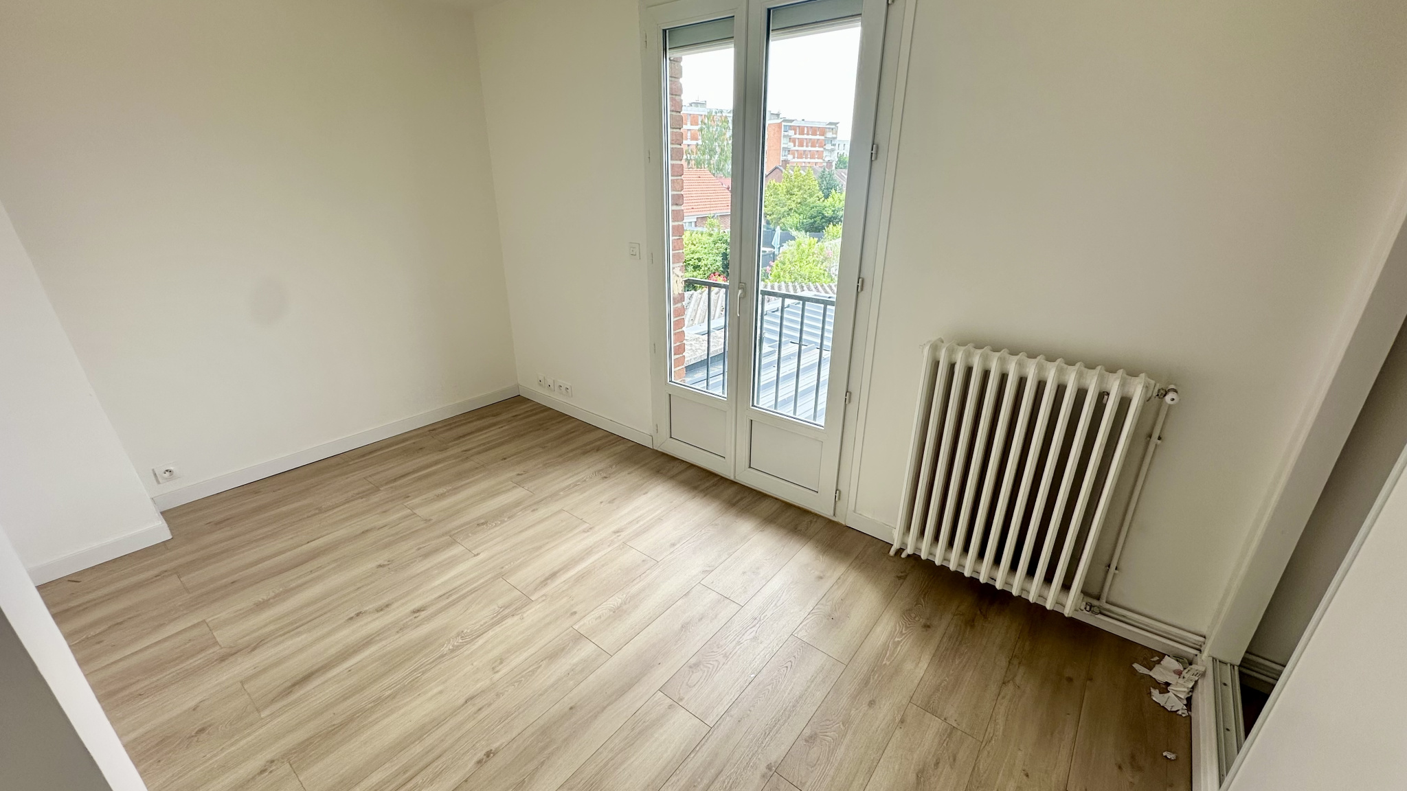Immo80 – L'immobilier à Amiens et dans la Somme-AMIENS – QUARTIER SAINT-PIERRE – MAISON SEMI-MITOYENNE – 4 CHAMBRES – GARAGE