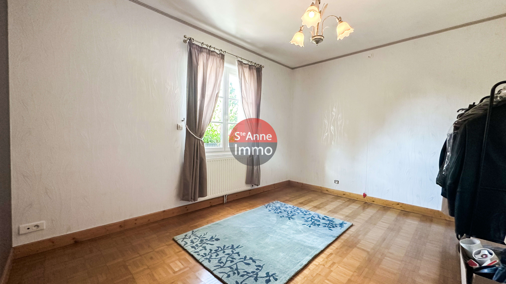 Immo80 – L'immobilier à Amiens et dans la Somme-MARLERS – MAISON INDIVIDUELLE – 190 M2 – 6 CHAMBRES – DOUBLE GARAGE – TERRAIN DE 6677 M2
