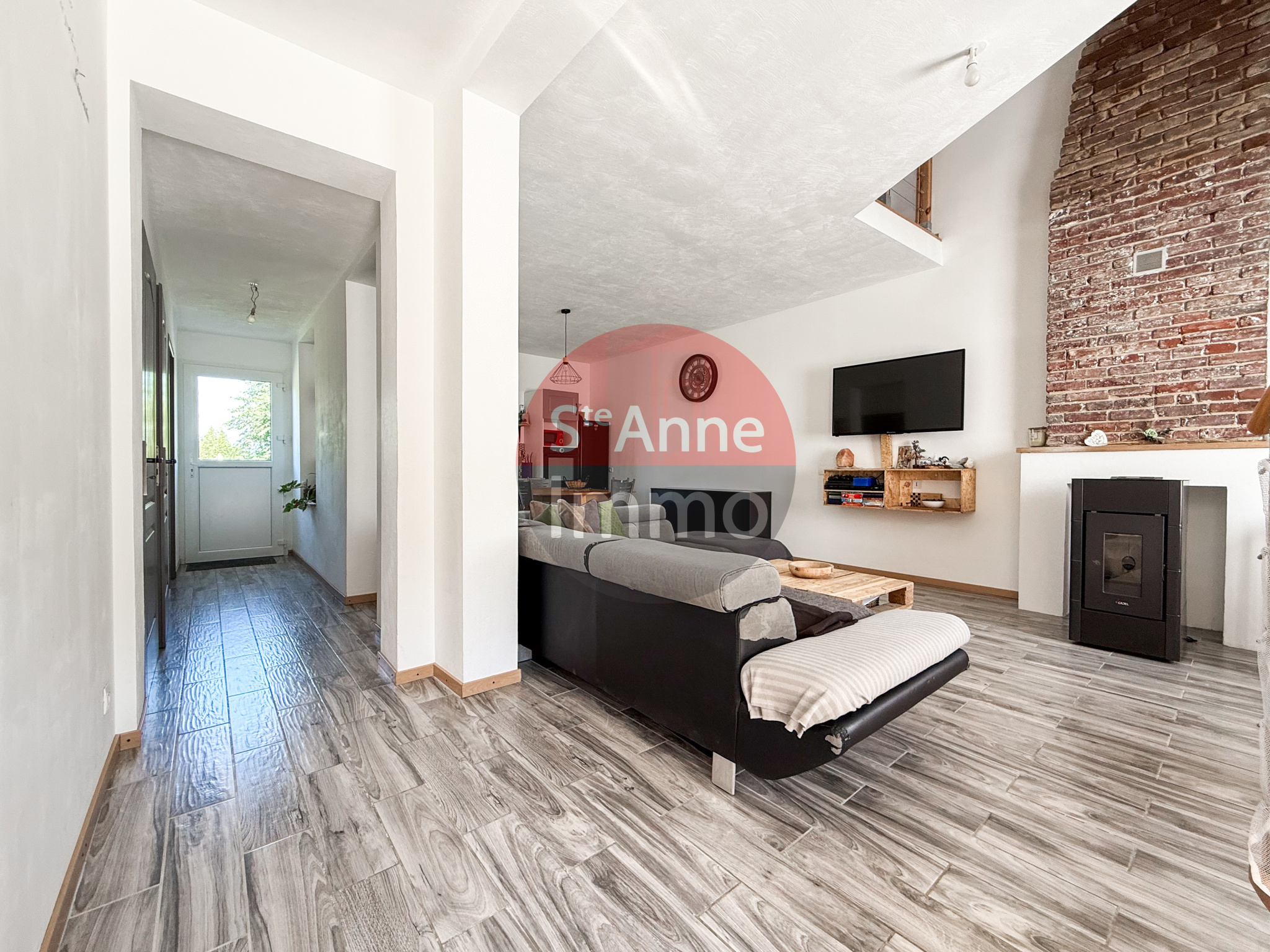 Immo80 – L'immobilier à Amiens et dans la Somme-MAUCOURT – MAISON INDIVIDUELLE – AUTONOMIE DE PLAIN PIED – 3 CHAMBRES – GARAGE – DEPENDANCE – CABANE – JARDIN