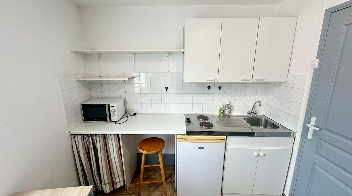 Immo80 – L'immobilier à Amiens et dans la Somme-AMIENS – QUARTIER SAINTE ANNE – STUDIO – MEUBLE