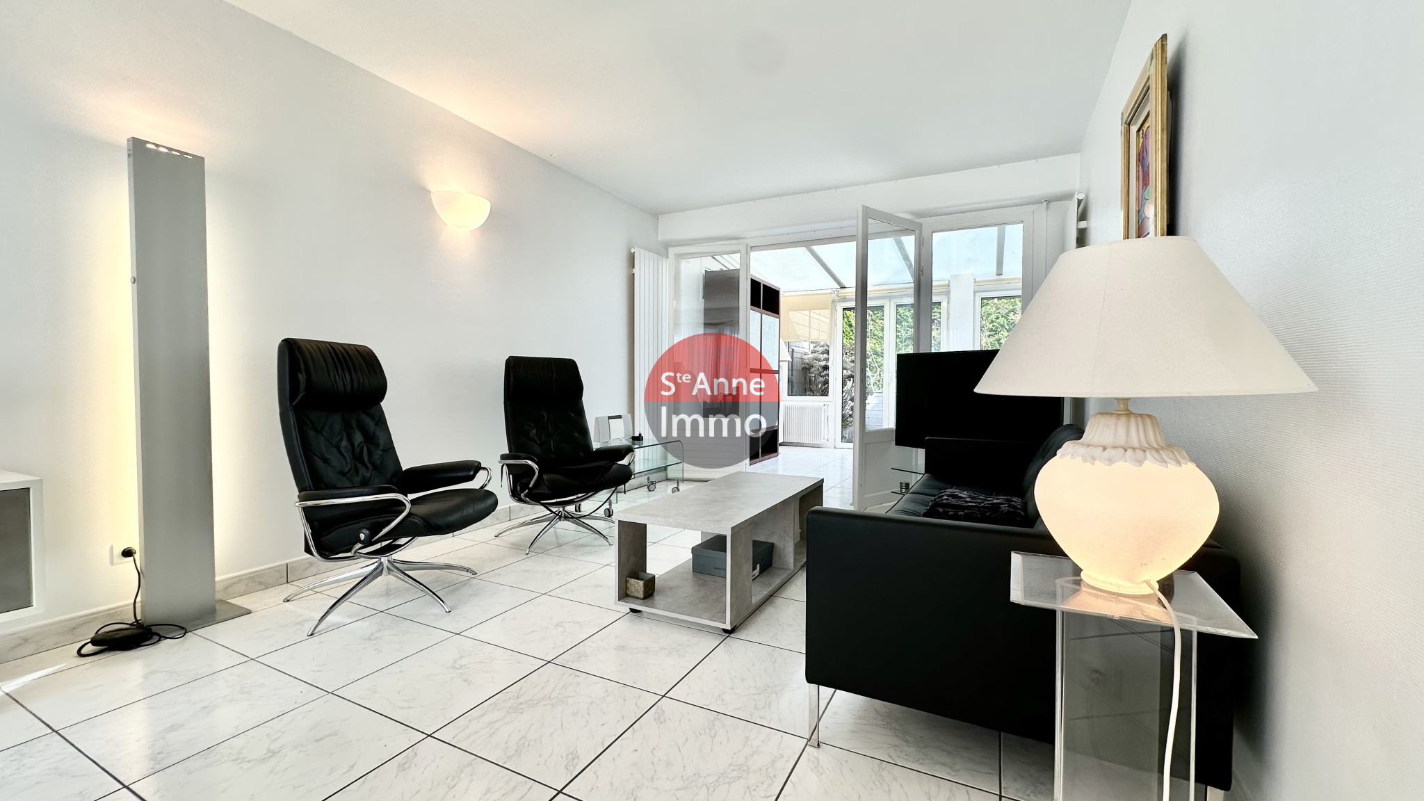 Immo80 – L'immobilier à Amiens et dans la Somme-AMIENS – QUARTIER SAINT-ACHEUL – MAISON SEMI-MITOYENNE – 4 CHAMBRES – VERANDA -JARDIN