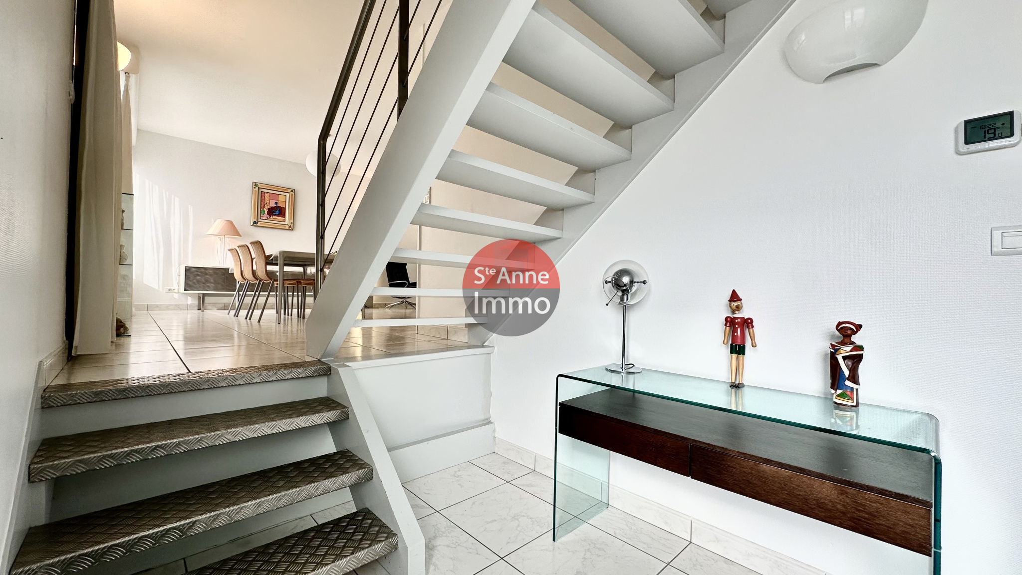 Immo80 – L'immobilier à Amiens et dans la Somme-AMIENS – QUARTIER SAINT-ACHEUL – MAISON SEMI-MITOYENNE – 4 CHAMBRES – VERANDA -JARDIN