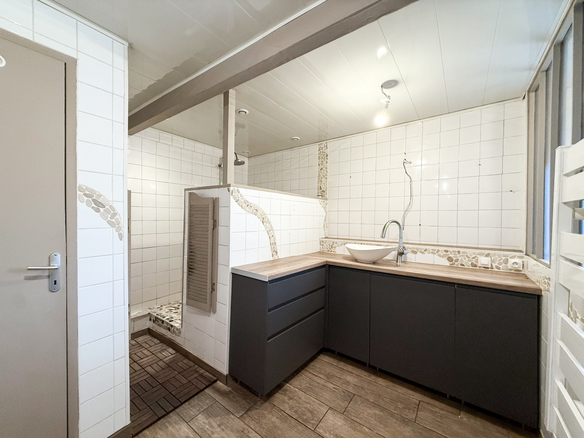 Immo80 – L'immobilier à Amiens et dans la Somme-LABOISSIERES-EN-SANTERRE – 91m2 – MAISON INDIVIDUELLE – PLAIN PIED – 3 CHAMBRES – DEPENDANCES – JARDIN – COUR