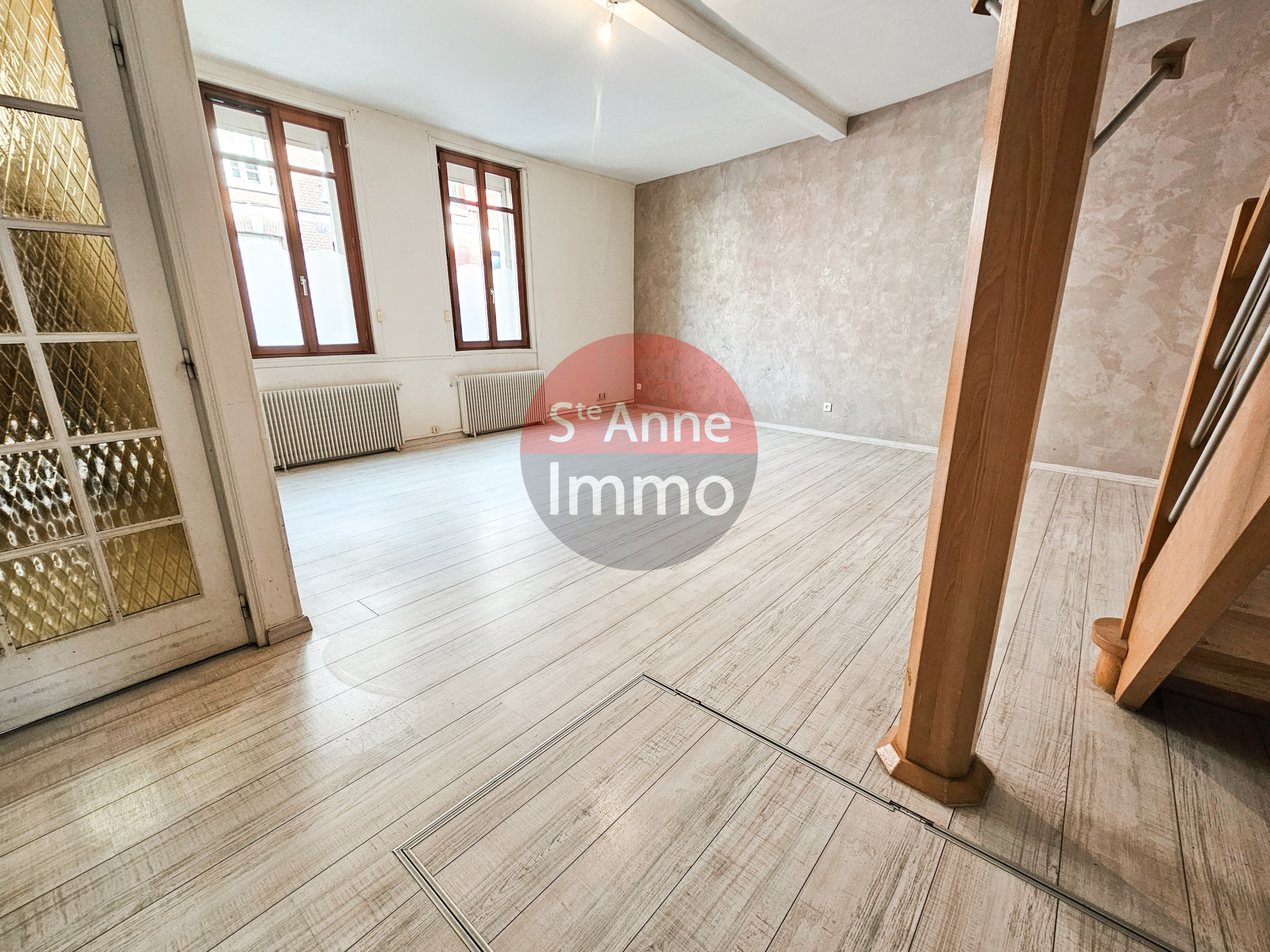 Immo80 – L'immobilier à Amiens et dans la Somme-AMIENS – SAINTE ANNE 2MIN GARE – AMIENOISE DE 110 M2 AVEC COUR