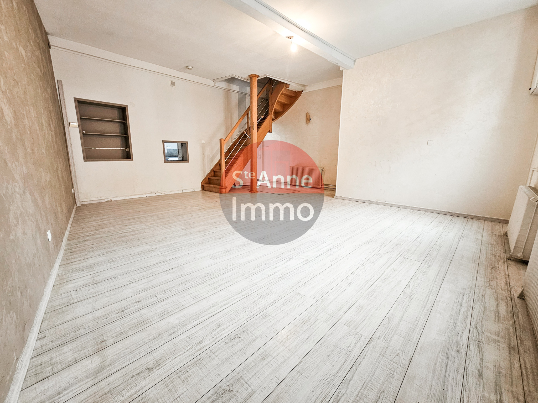 Immo80 – L'immobilier à Amiens et dans la Somme-AMIENS – SAINTE ANNE 2MIN GARE – AMIENOISE DE 110 M2 AVEC COUR