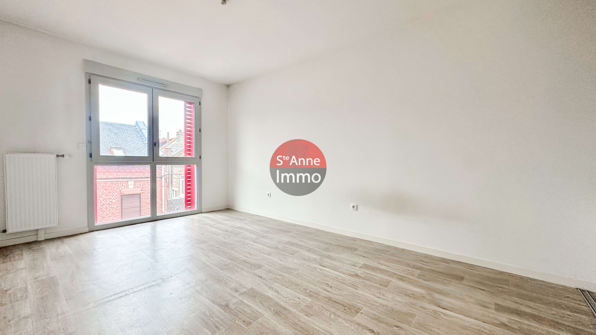 Immo80 – L'immobilier à Amiens et dans la Somme-AMIENS – QUARTIER SAINT-HONORE – APPARTEMENT T4 – BALCON – GARAGE