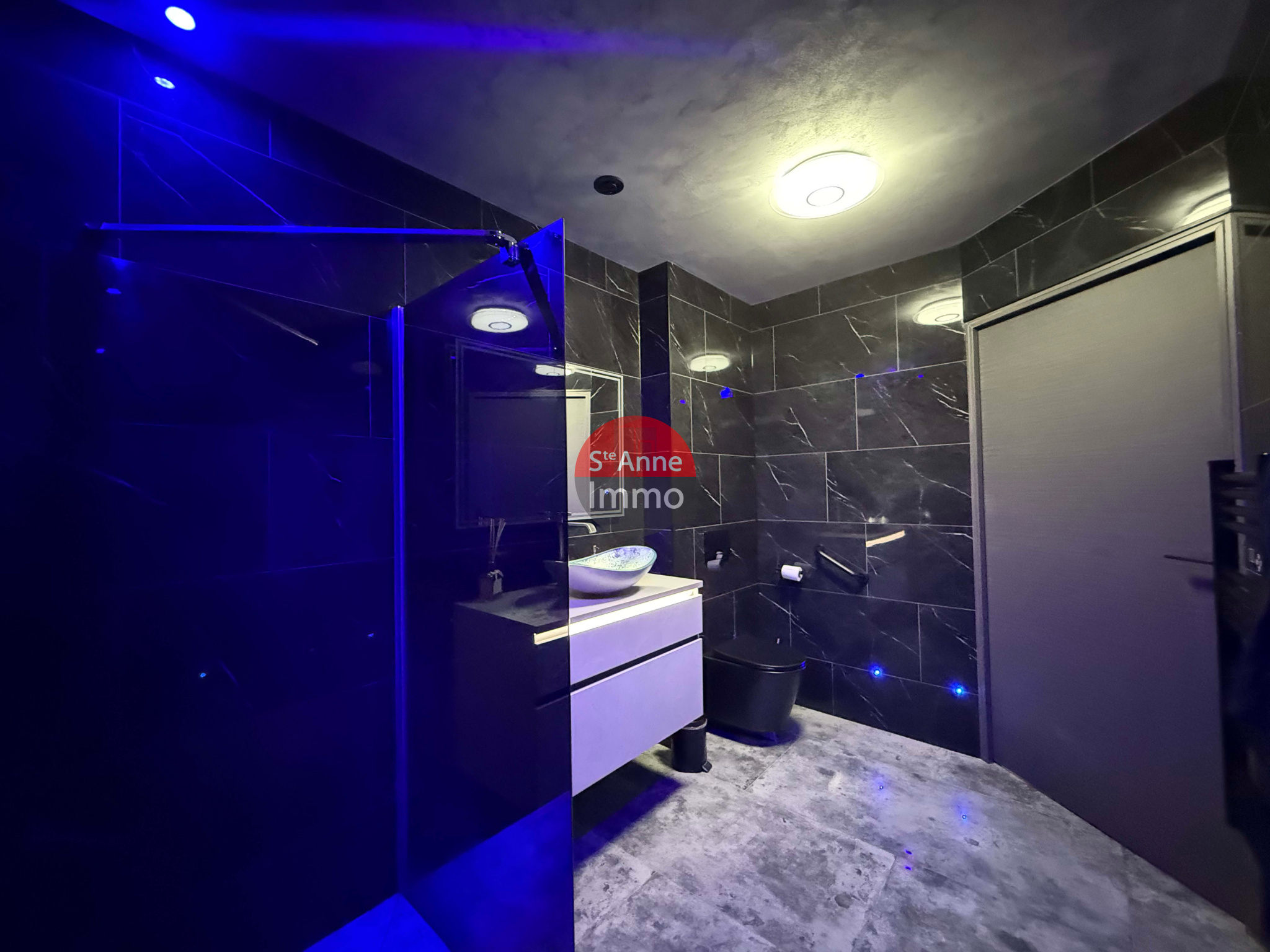 Immo80 – L'immobilier à Amiens et dans la Somme-GRUNY – MAISON INDIVIDUELLE – 2 CHAMBRES – PLACE DE PARKING PRIVATIVES – JARDIN