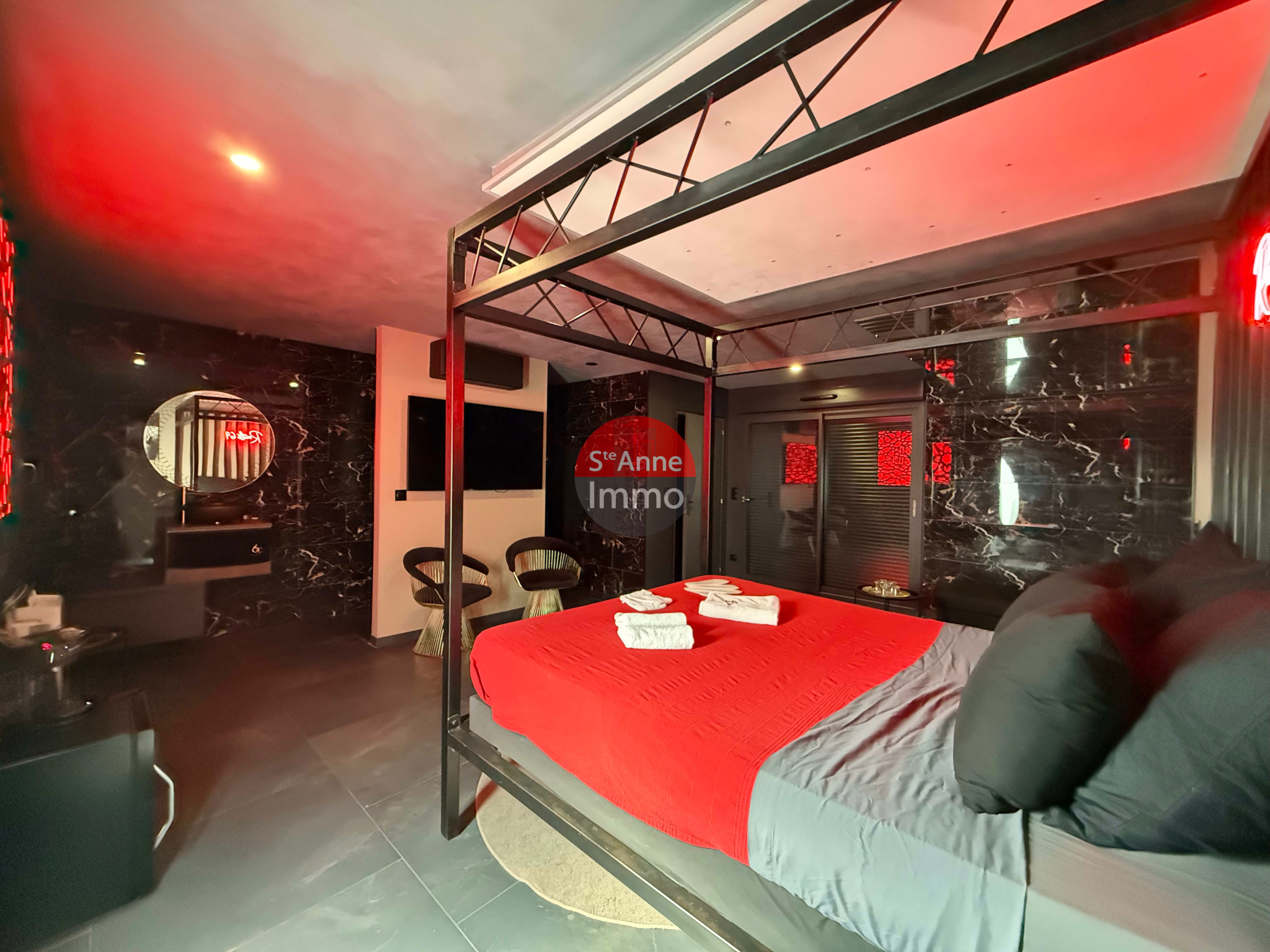 Immo80 – L'immobilier à Amiens et dans la Somme-GRUNY – MAISON INDIVIDUELLE – 2 CHAMBRES – PLACE DE PARKING PRIVATIVES – JARDIN