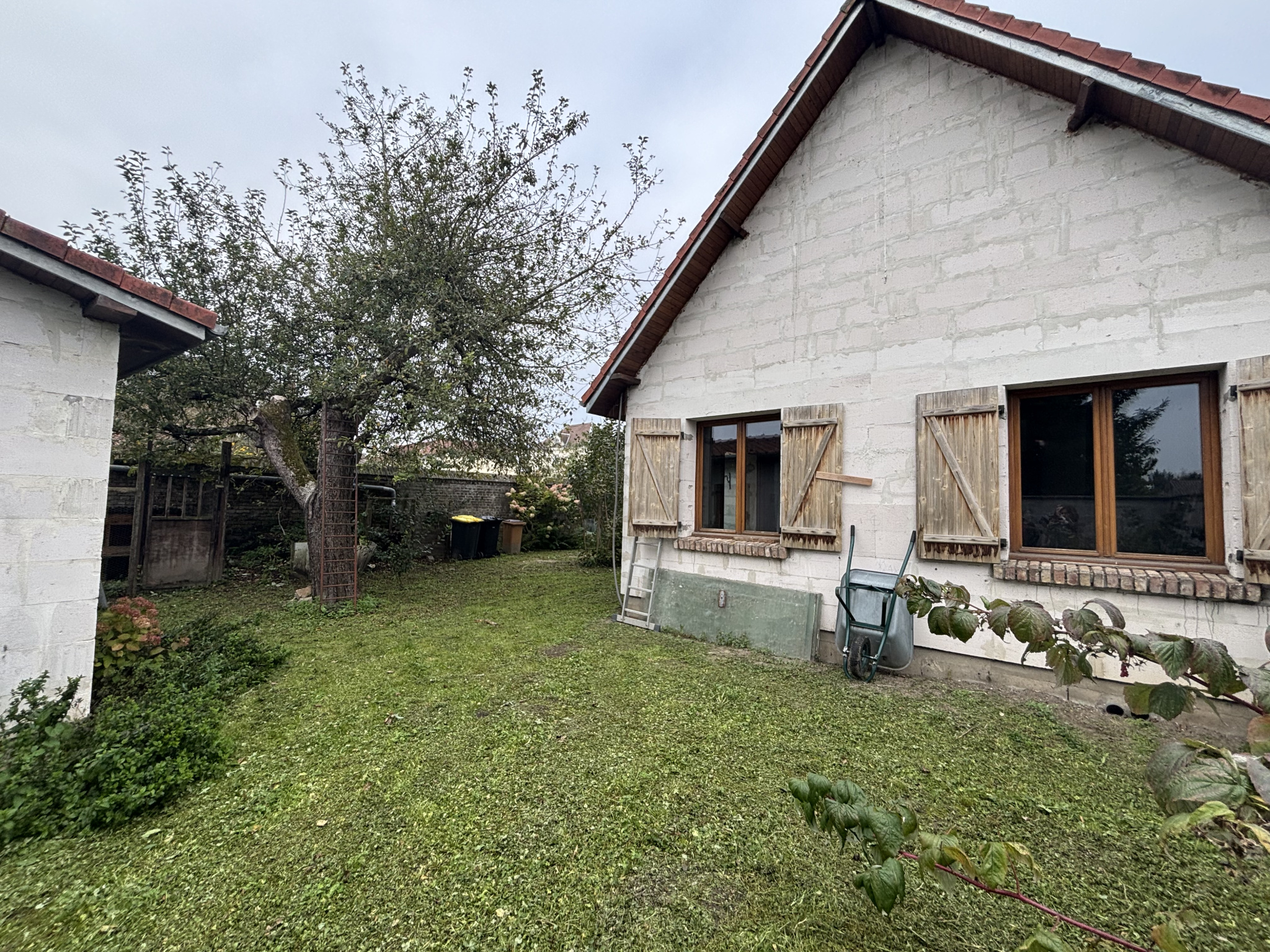Immo80 – L'immobilier à Amiens et dans la Somme-CONDE FOLIE – MAISON INDIVIDUEL – 2 CHAMBRES – JARDIN – CABANON