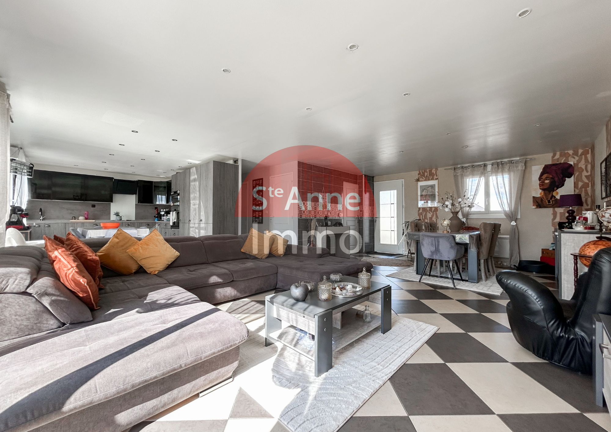 Immo80 – L'immobilier à Amiens et dans la Somme-LIHONS – MAISON DE PLAIN PIED – 8 CHAMBRES – COUR – JARDIN – TERRASSE