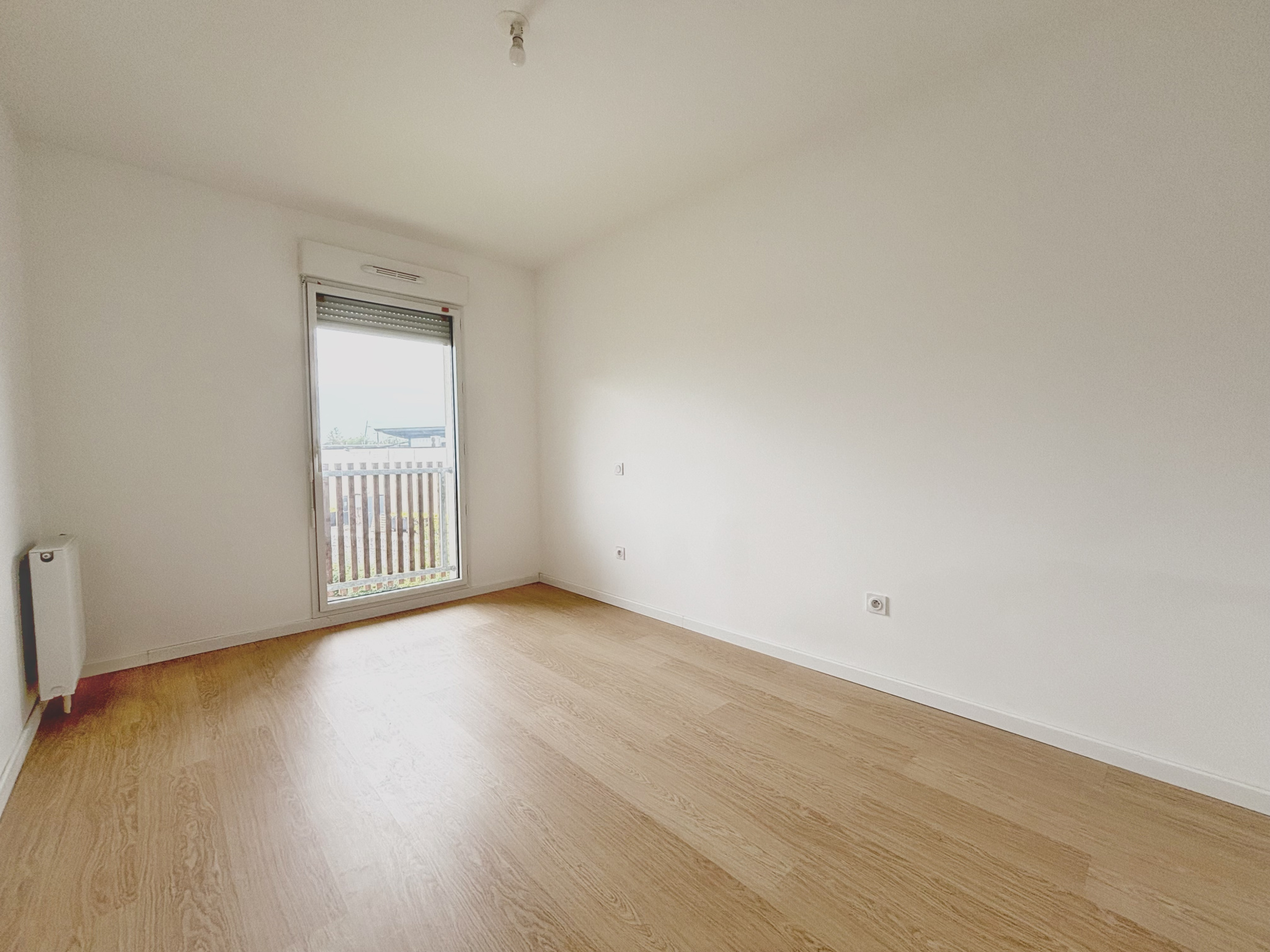 Immo80 – L'immobilier à Amiens et dans la Somme-APPARTEMENT – TYPE 2 – 40 M2 – BALCON – PARKING
