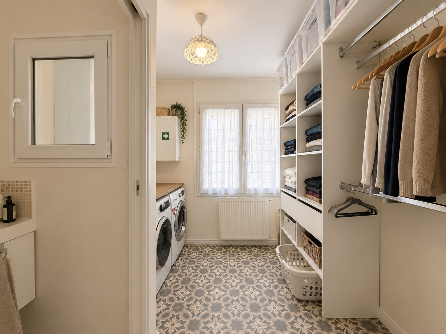 Immo80 – L'immobilier à Amiens et dans la Somme-AMIENS – QUARTIER SAINT ACHEUL – MAISON SEMI MITOYENNE – 4 CHAMBRES – JARDIN – STATIONNEMENT PRIVATIF