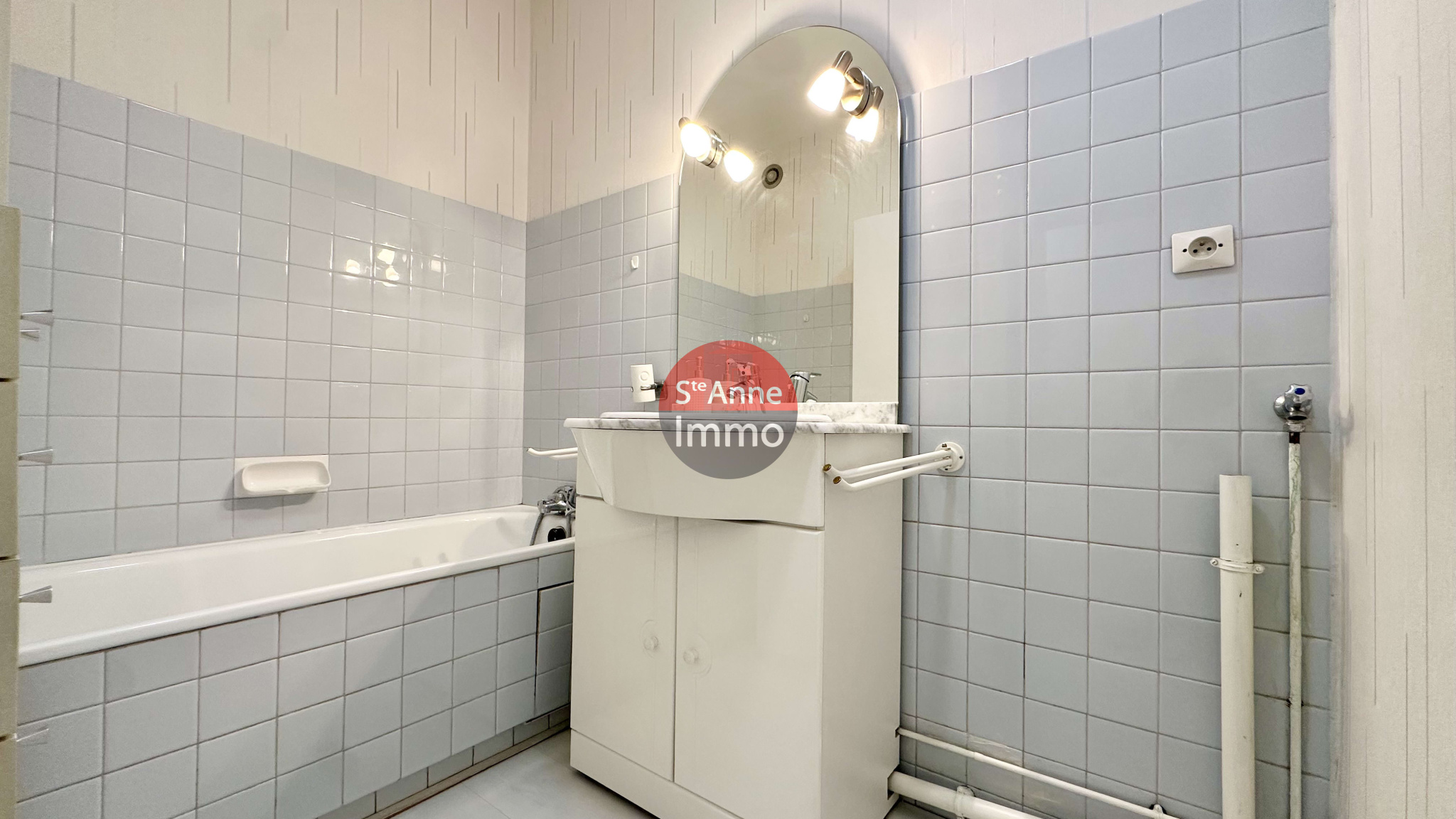 Immo80 – L'immobilier à Amiens et dans la Somme-QUARTIER SAINT-JACQUES / SAINT-ROCH – APPARTEMENT T3 – BALCON – PLACE DE STATIONNEMENT – CAVE