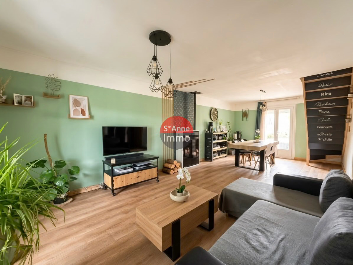 Immo80 – L'immobilier à Amiens et dans la Somme-GUERBIGNY – 140m2 – MAISON INDIVIDUELLE – 4 CHAMBRES – 2 SALLE DE BAINS – JARDIN – COUR – TERRASSES