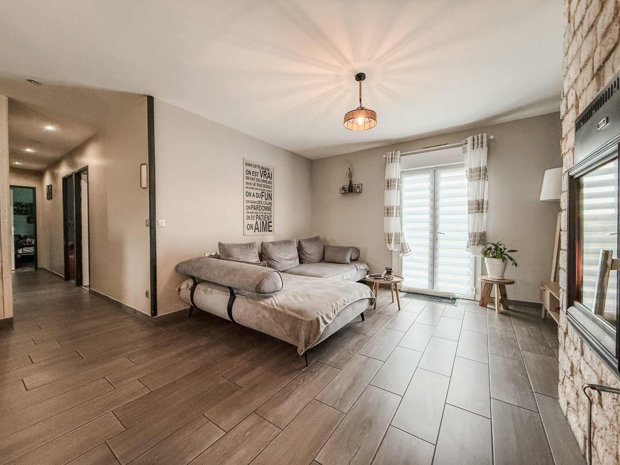 Immo80 – L'immobilier à Amiens et dans la Somme-VOYENNES – MAISON INDIVIDUEL – 3 CHAMBRES – PLAIN PIED – COUR – JARDIN – GARAGE