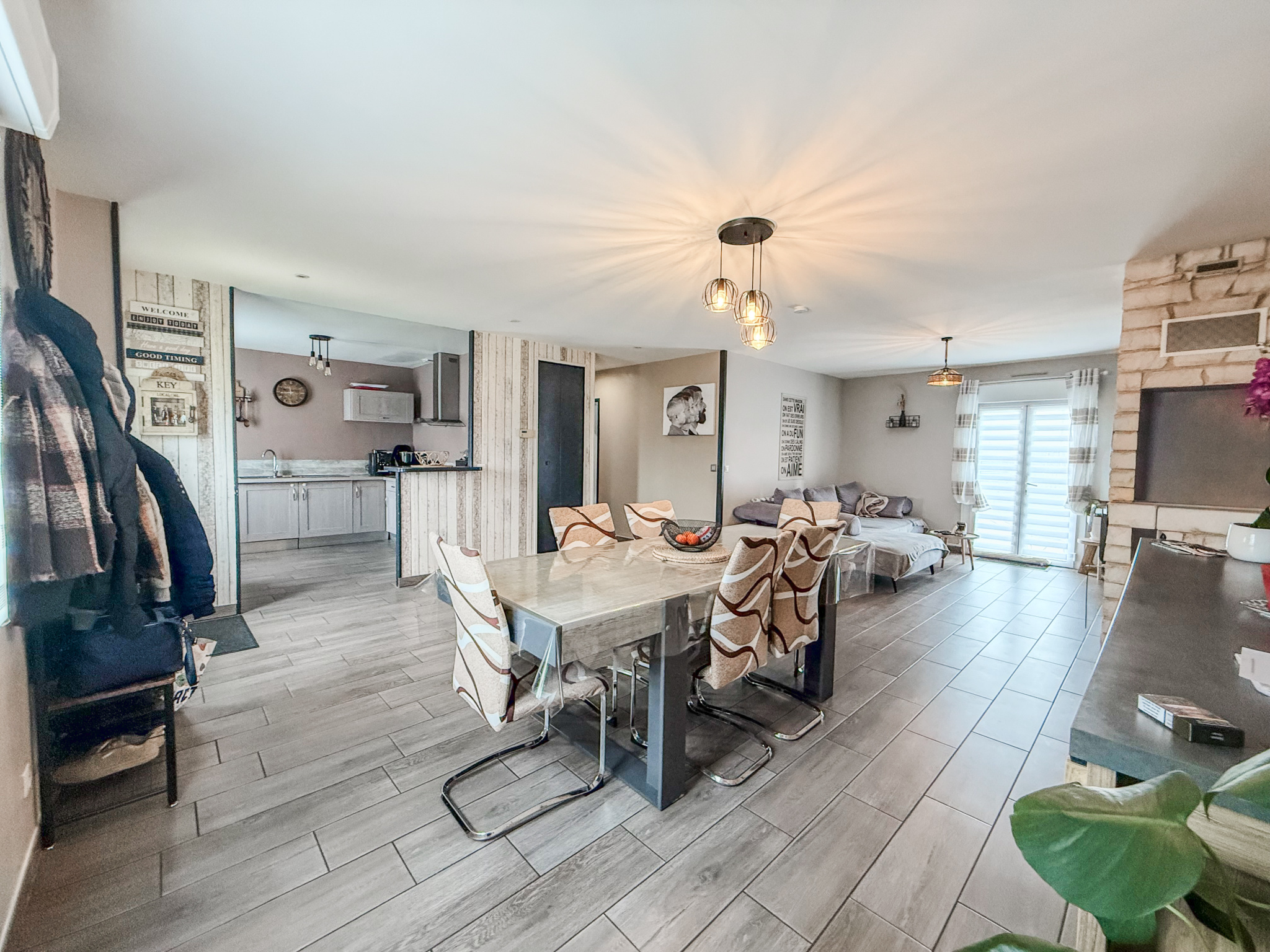 Immo80 – L'immobilier à Amiens et dans la Somme-VOYENNES – MAISON INDIVIDUEL – 3 CHAMBRES – PLAIN PIED – COUR – JARDIN – GARAGE