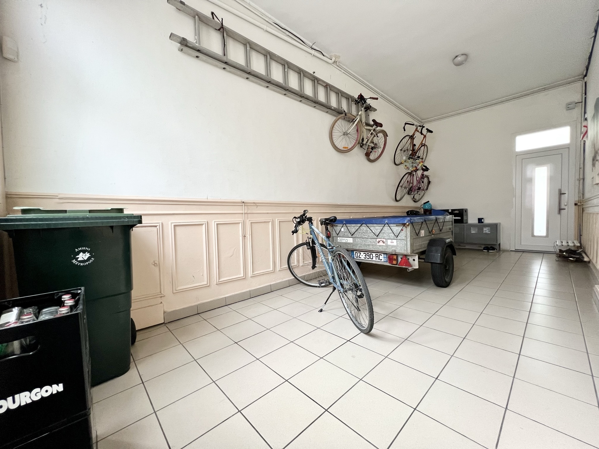 Immo80 – L'immobilier à Amiens et dans la Somme-AMIENS – QUARTIER SAINT ACHEUL – MAISON – GARAGE – 4 CHAMBRES – COUR