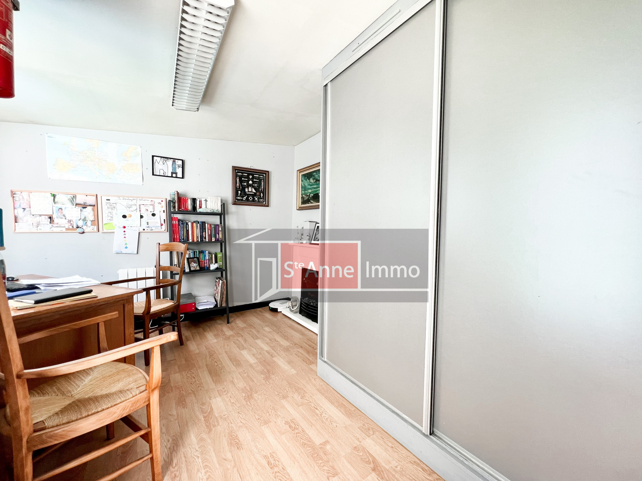 Immo80 – L'immobilier à Amiens et dans la Somme-AMIENS – QUARTIER SAINT ACHEUL – MAISON – GARAGE – 4 CHAMBRES – COUR