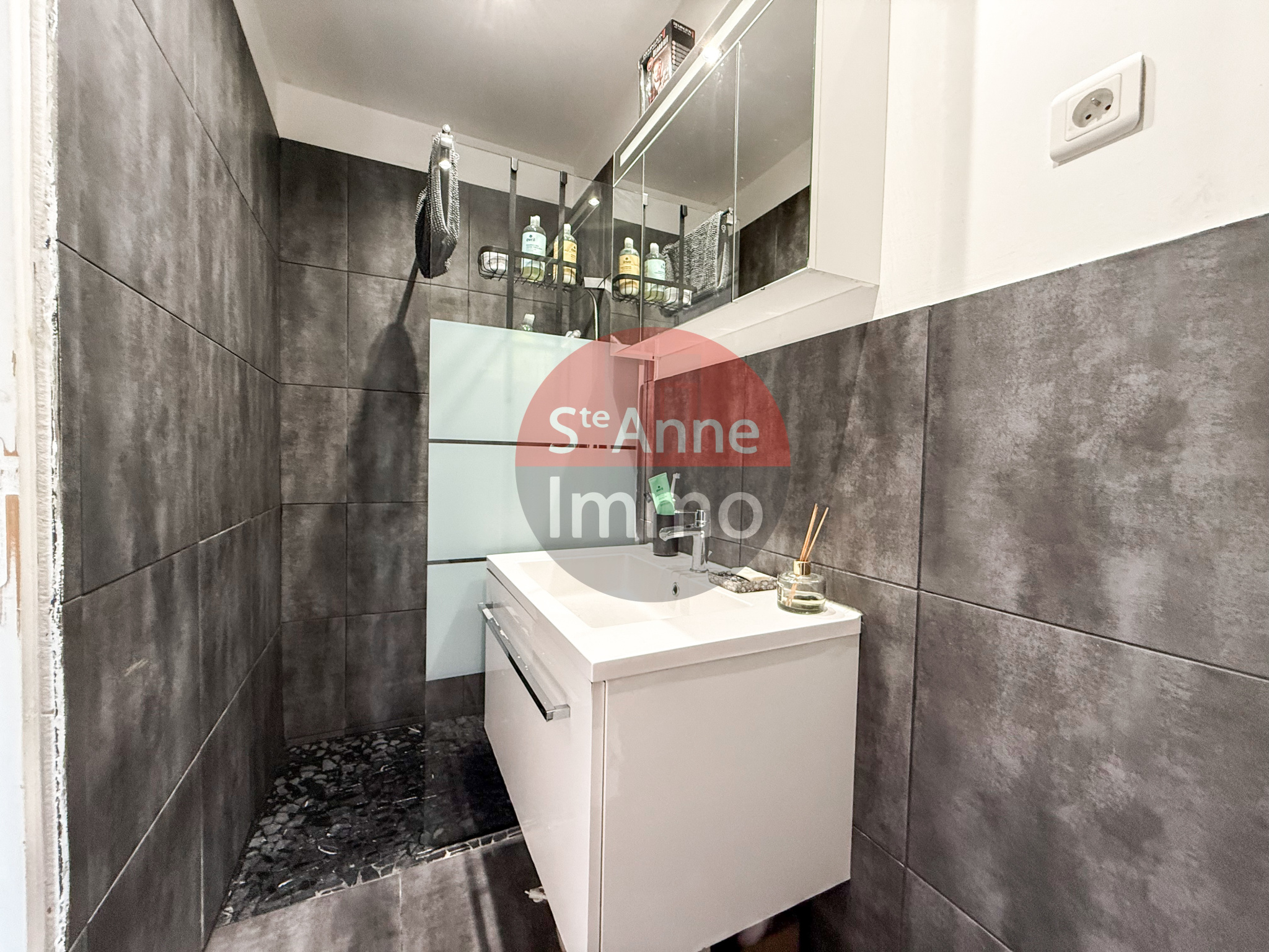Immo80 – L'immobilier à Amiens et dans la Somme-AMIENS – 63m2 – AMIENOISE – 2 CHAMBRES – 1 BUREAU – COUR – CAVE