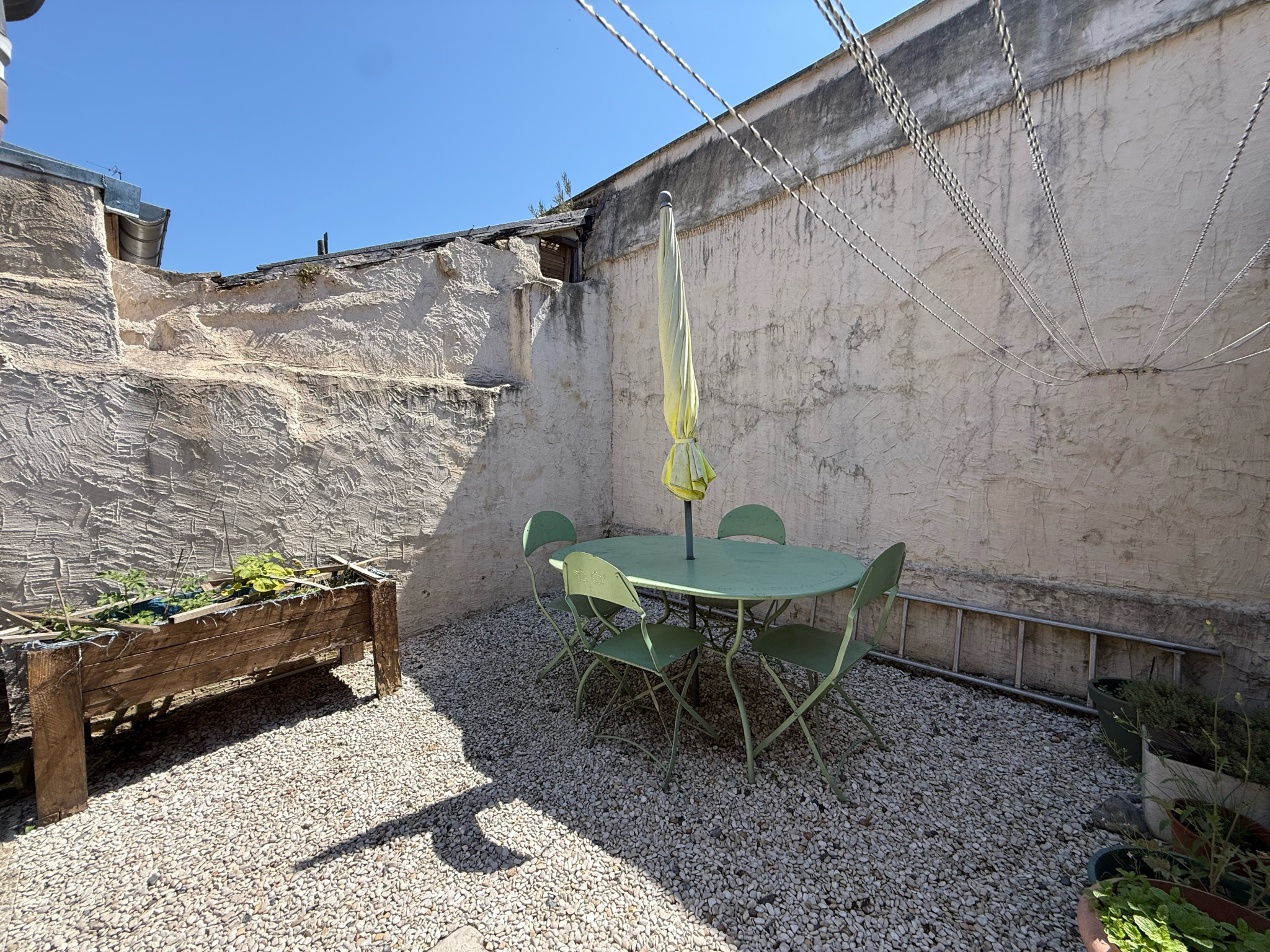 Immo80 – L'immobilier à Amiens et dans la Somme-AMIENS – QUARTIER SAINT ACHEUL – AMIENOISE – 3 CHAMBRES – COUR – CAVE