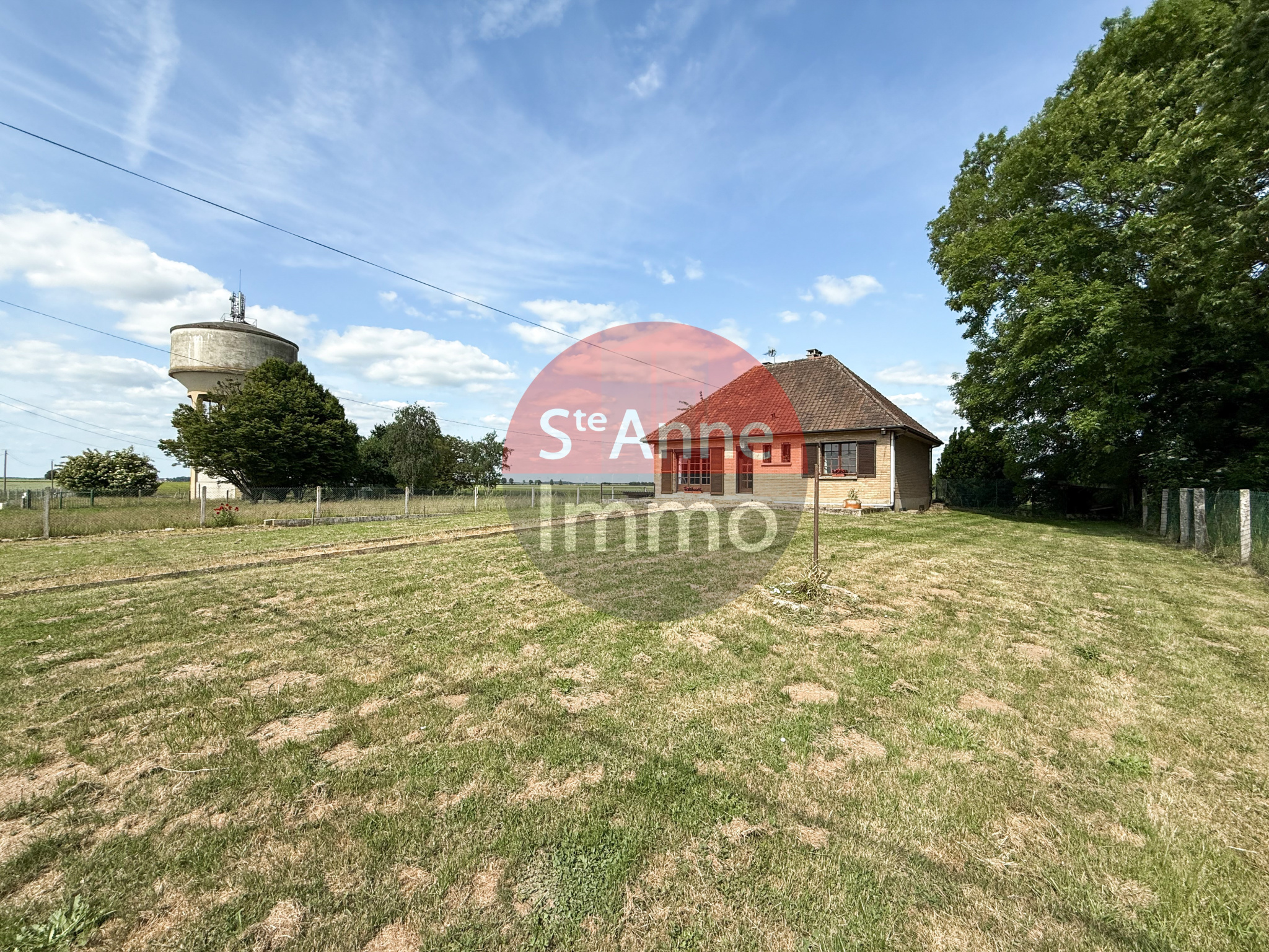 Immo80 – L'immobilier à Amiens et dans la Somme-PARVILLERS-LE-QUESNOY – PAVILLON INDIVIDUEL DE PLAIN PIED – 3 CHAMBRES – SOUS...