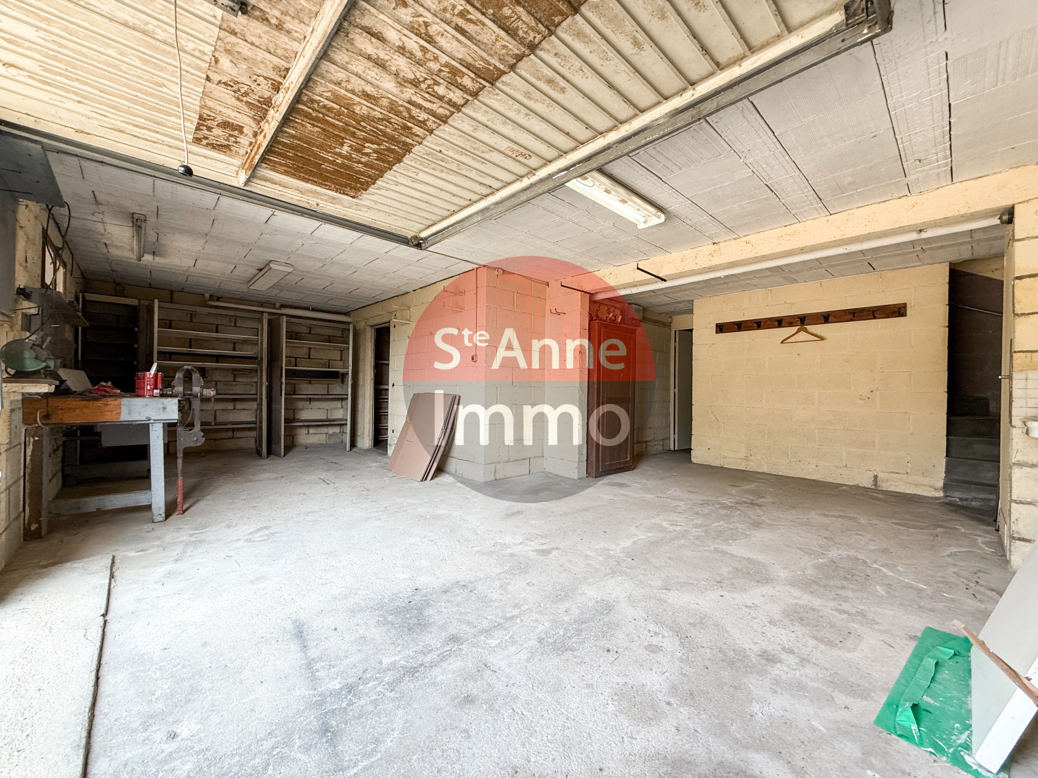 Immo80 – L'immobilier à Amiens et dans la Somme-PARVILLERS-LE-QUESNOY – PAVILLON INDIVIDUEL DE PLAIN PIED – 3 CHAMBRES – SOUS SOL – GARAGE – DEPENDANCE