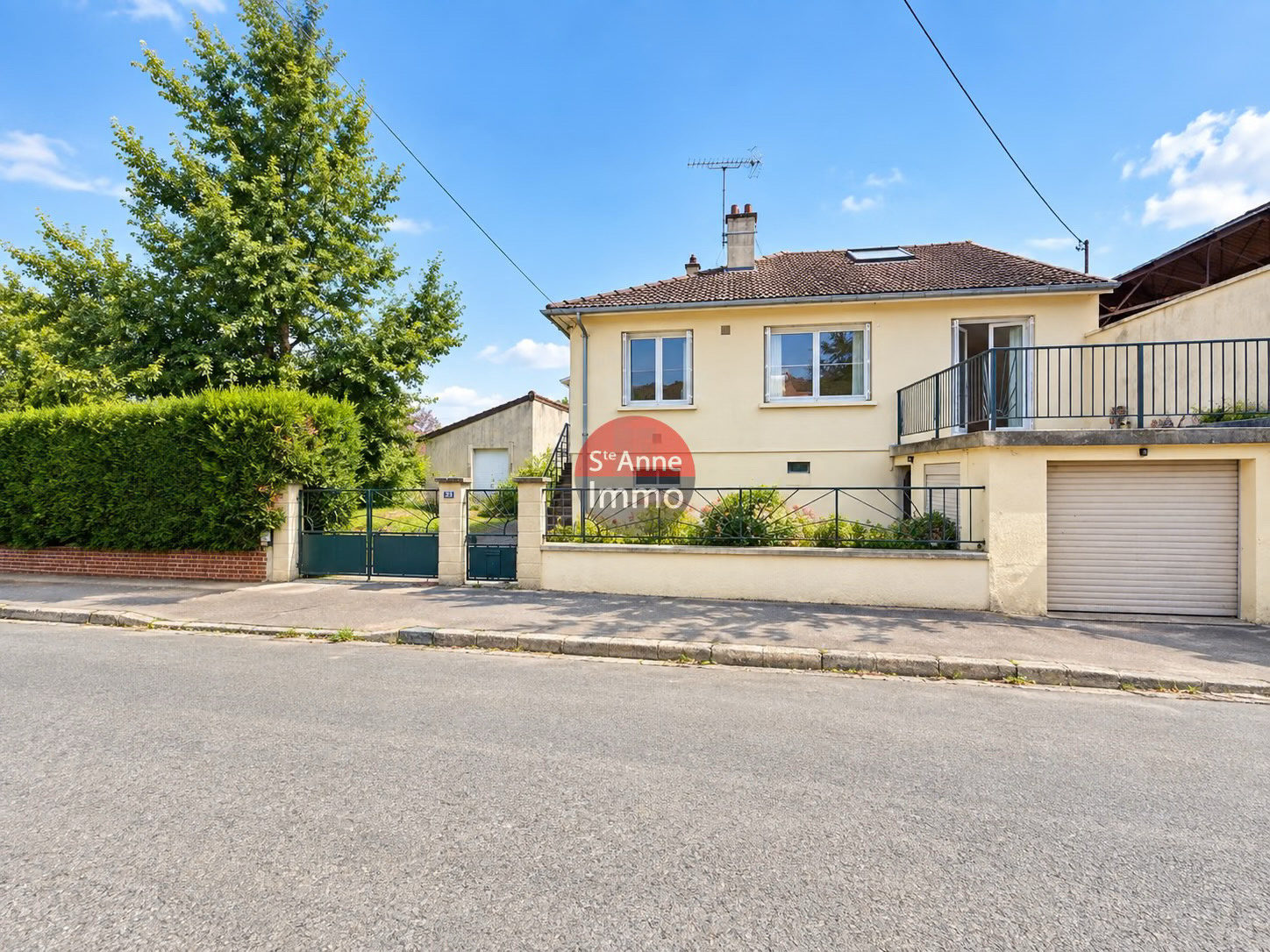 Immo80 – L'immobilier à Amiens et dans la Somme-ROSIERES-EN-SANTERRE – ENSEMBLE IMMOBILIER – 2 MAISONS – SOUS SOL COMPLET...