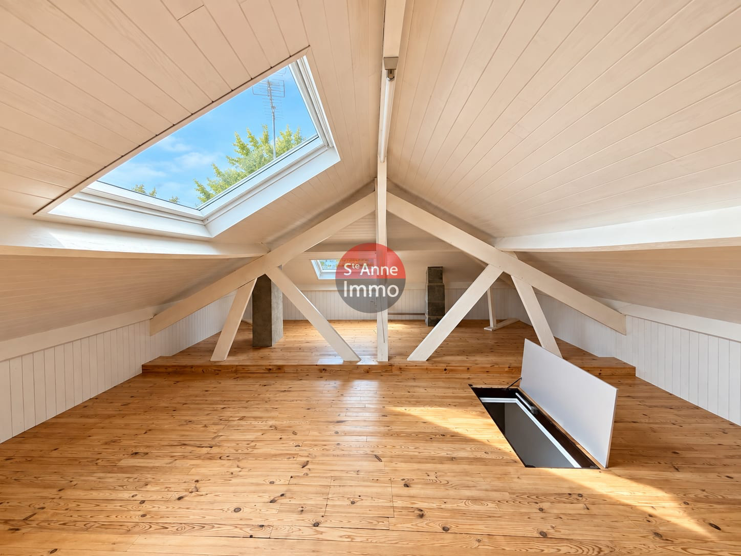 Immo80 – L'immobilier à Amiens et dans la Somme-ROSIERES-EN-SANTERRE – ENSEMBLE IMMOBILIER – 2 MAISONS – SOUS SOL COMPLET – GARAGE – JARDIN – PLAIN PIED