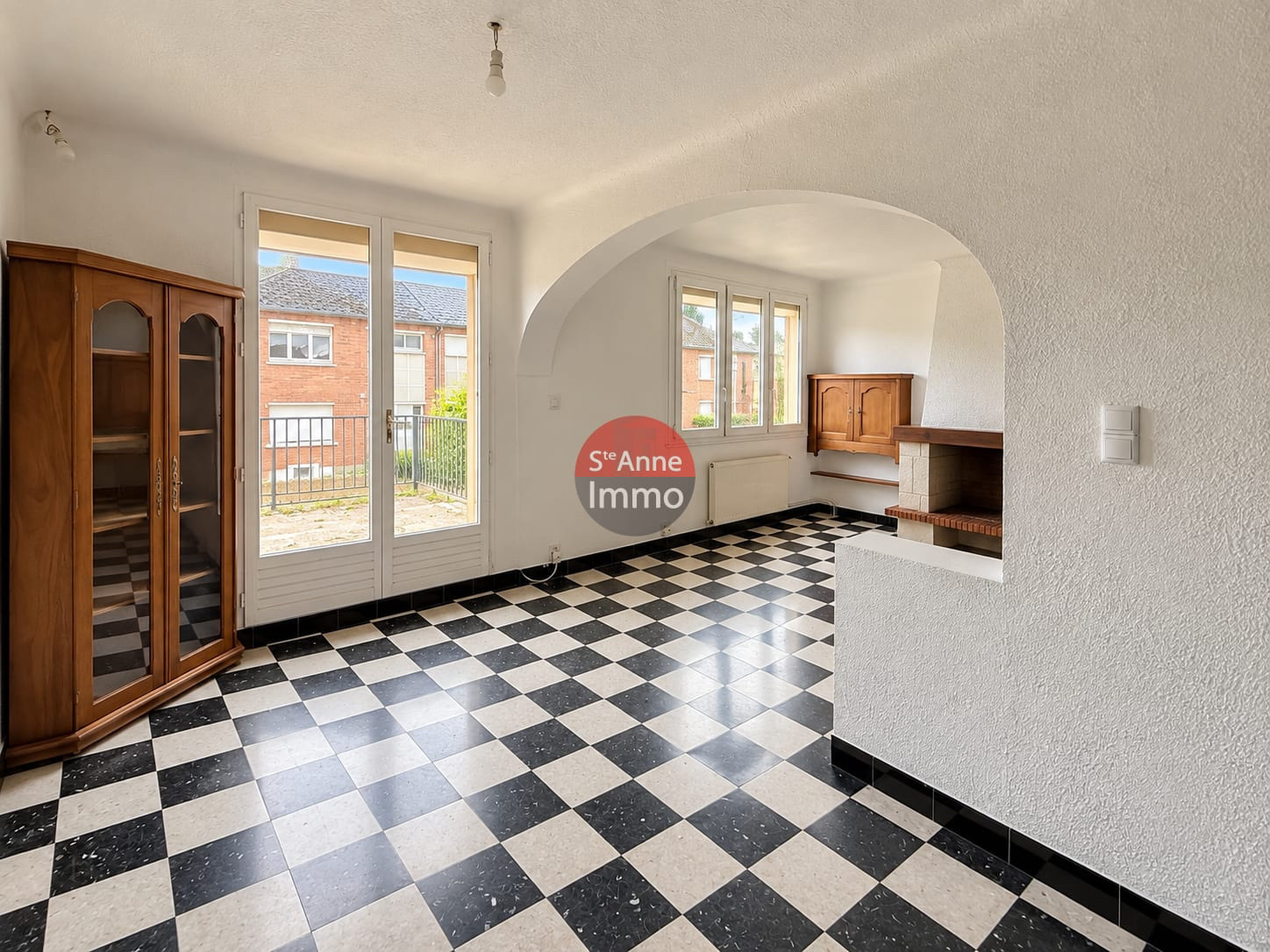 Immo80 – L'immobilier à Amiens et dans la Somme-ROSIERES-EN-SANTERRE – ENSEMBLE IMMOBILIER – 2 MAISONS – SOUS SOL COMPLET – GARAGE – JARDIN – PLAIN PIED