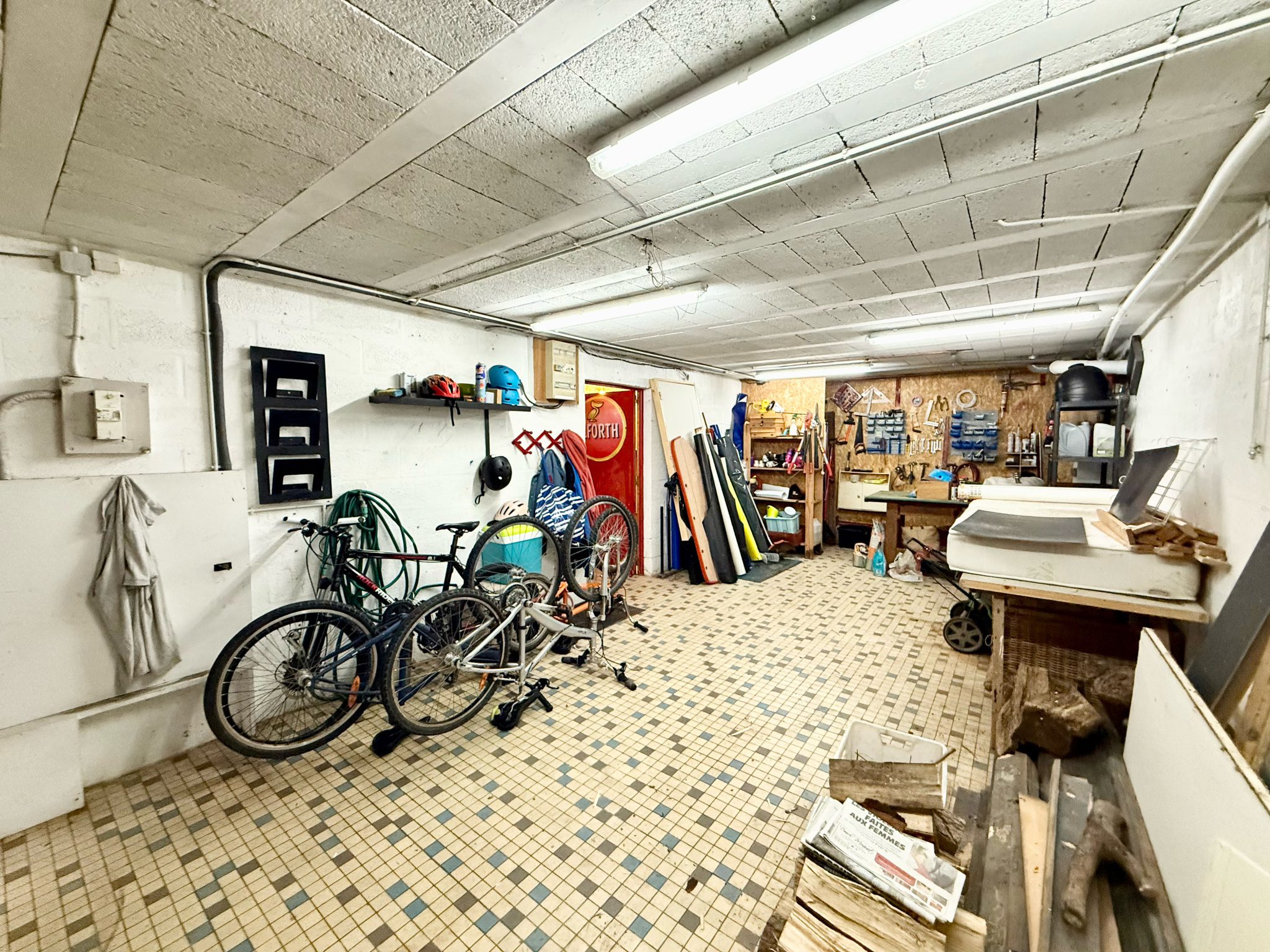 Immo80 – L'immobilier à Amiens et dans la Somme-LAMOTTE BREBIERE – PAVILLON INDIVIDUEL – SOUS SOL COMPLET – JARDIN – GARAGE – STATIONNEMENT