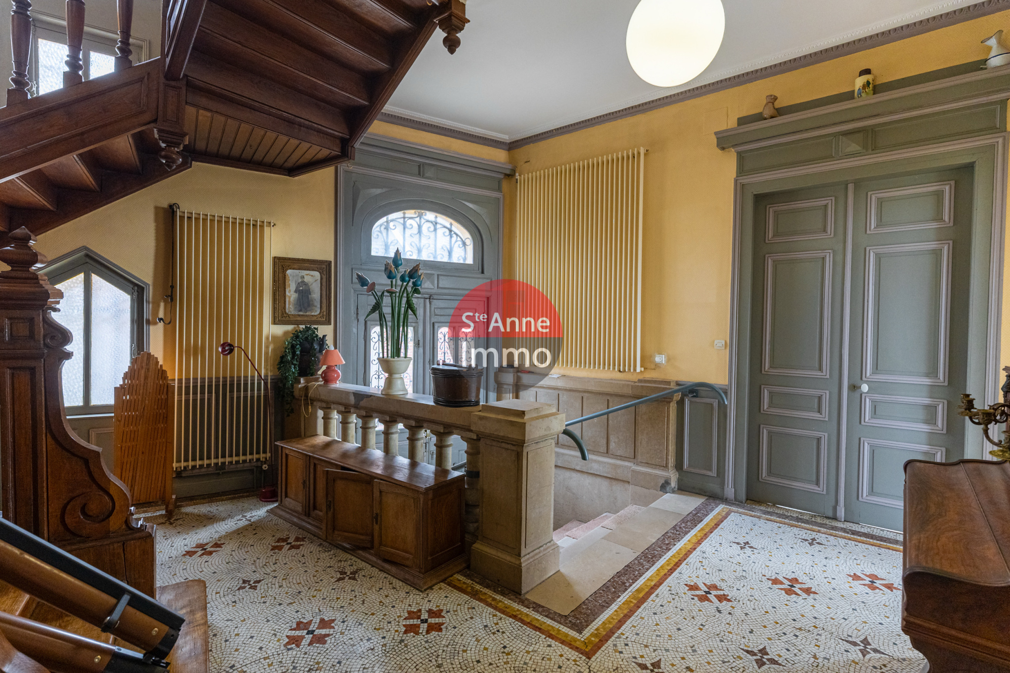 Immo80 – L'immobilier à Amiens et dans la Somme-MONTDIDIER – MAISON DE MAITRE – 5 CHAMBRES – TERRASSE – JARDIN – DEPENDANCES – GARAGE