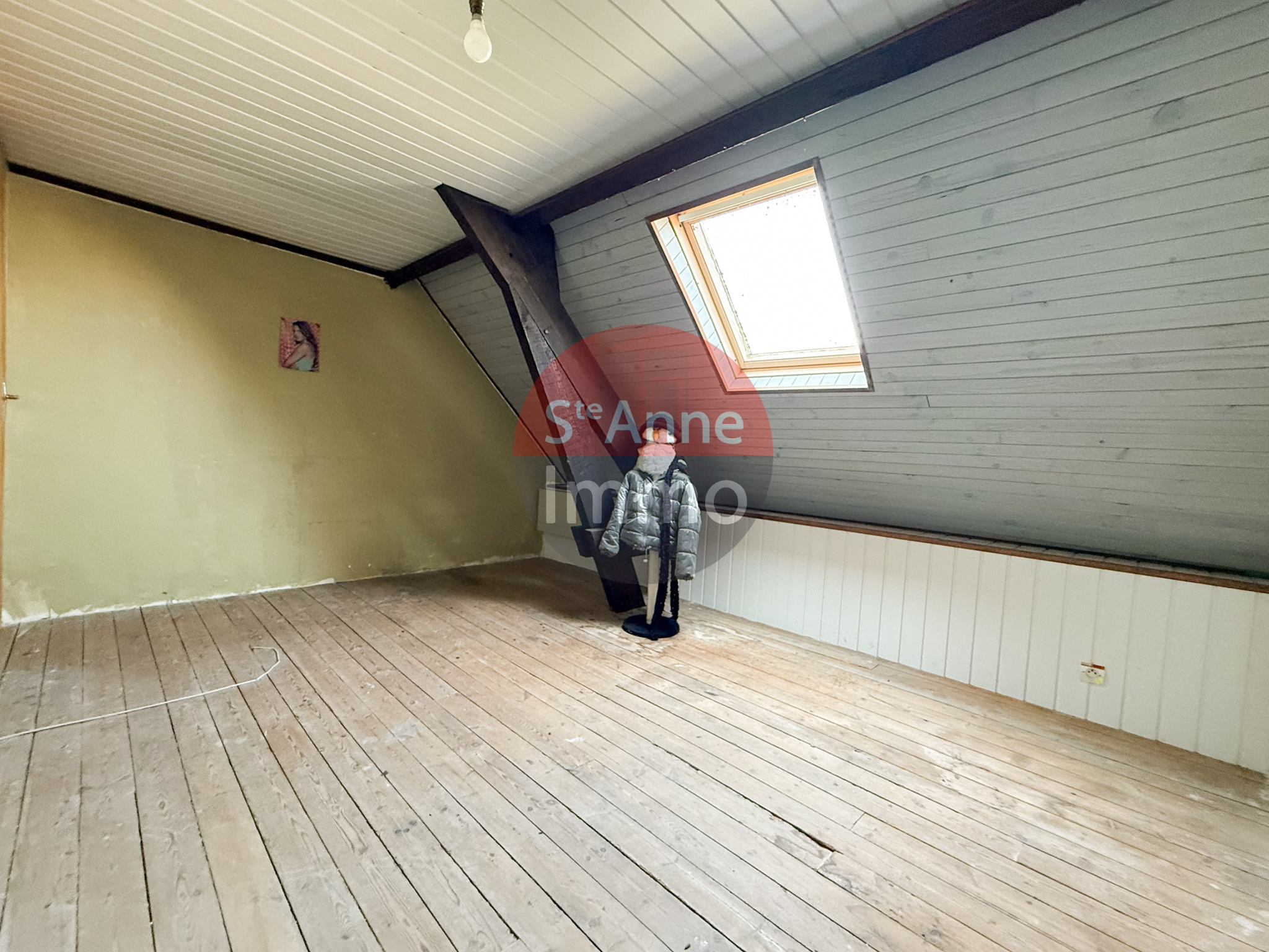 Immo80 – L'immobilier à Amiens et dans la Somme-HATTENCOURT – MAISON INDIVIDUELLE – AUTONOMIE DE PLAIN PIED – 4 CHAMBRES – JARDIN – DEPENDANCES – CAVE