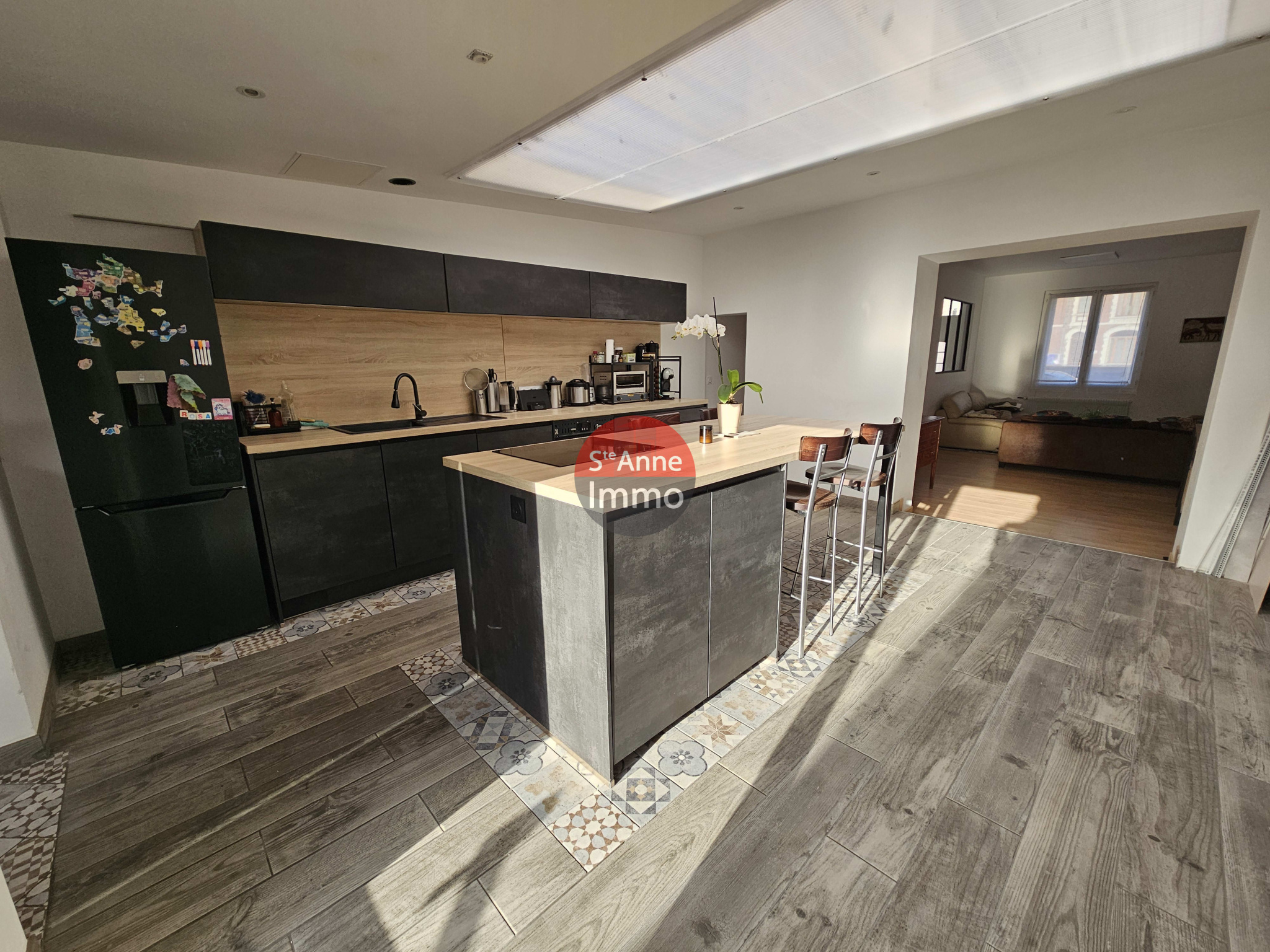 Immo80 – L'immobilier à Amiens et dans la Somme-Amiens Sainte Anne / Saint Acheul Amiénoise de 110m2 avec cour de 30m2