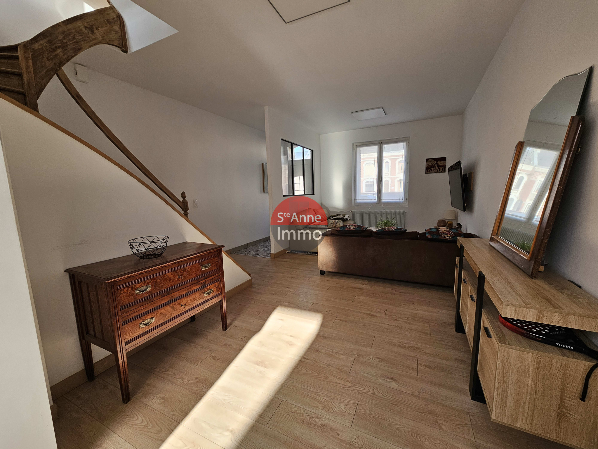 Immo80 – L'immobilier à Amiens et dans la Somme-Amiens Sainte Anne / Saint Acheul Amiénoise de 110m2 avec cour de 30m2