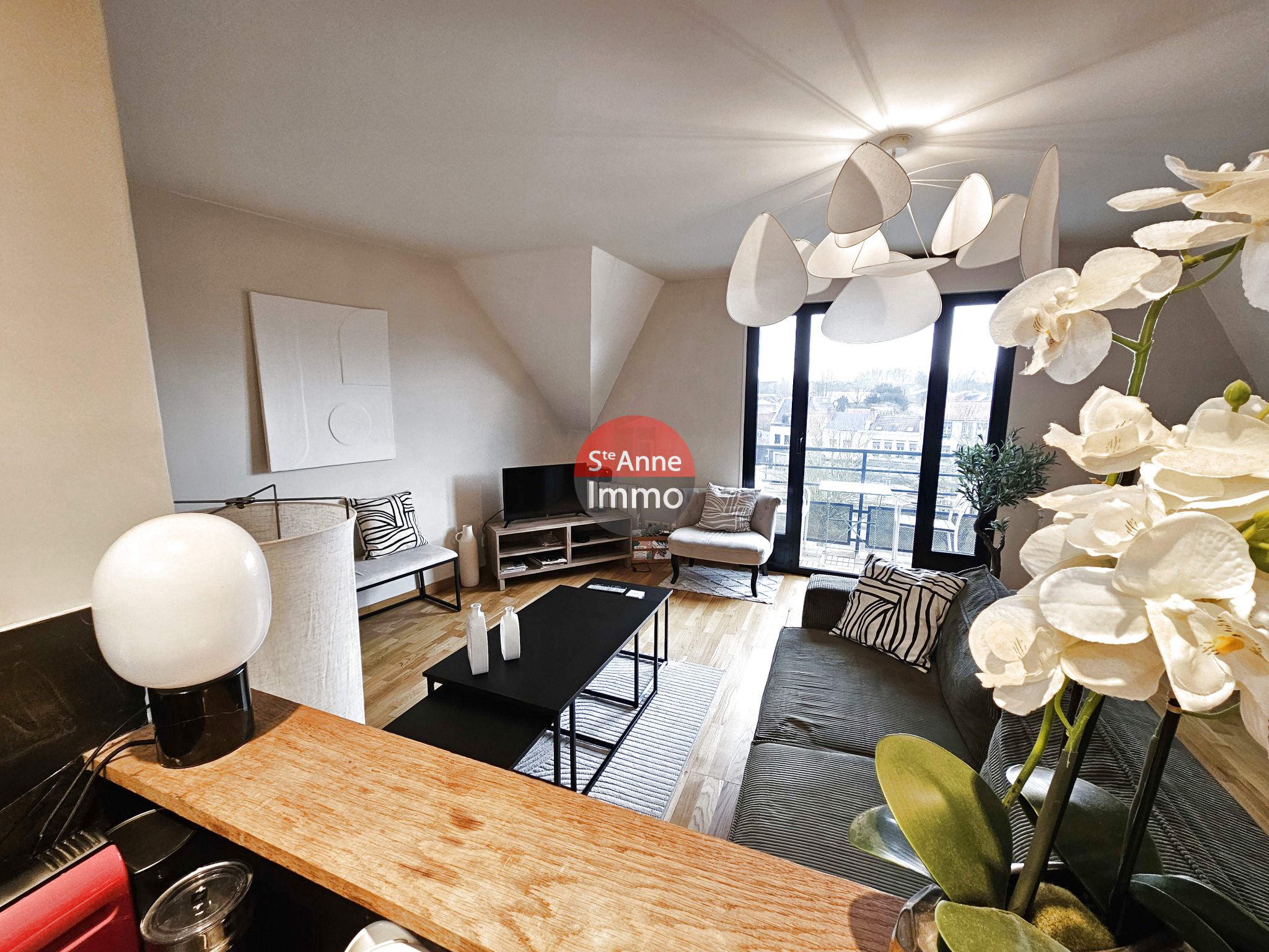 Immo80 – L'immobilier à Amiens et dans la Somme- AMIENS QUARTIER SAINT LEU APPARTEMENT F2 65 M2 AVEC BALCON ET PARKING EN SOUS SOL