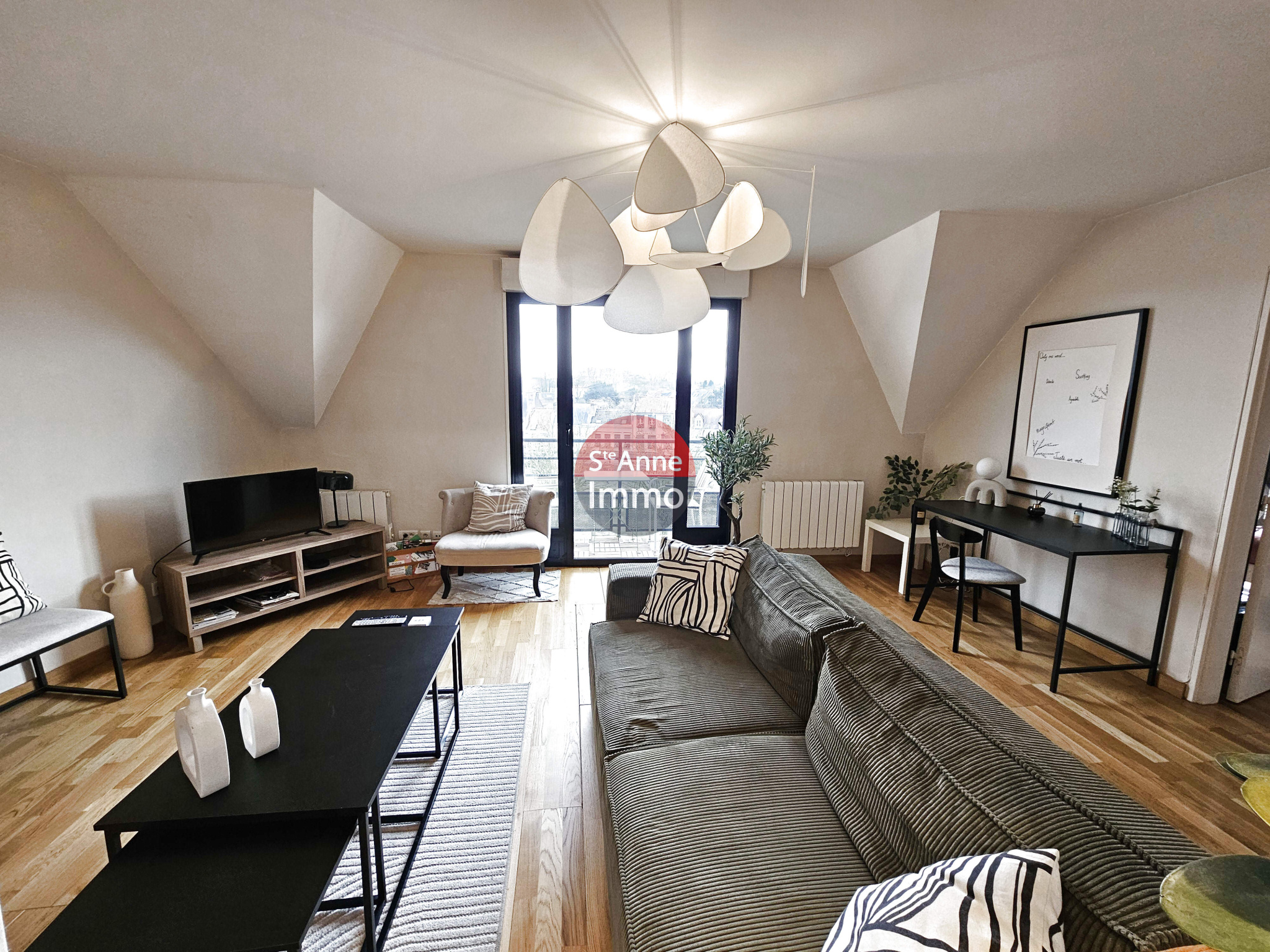 Immo80 – L'immobilier à Amiens et dans la Somme- AMIENS QUARTIER SAINT LEU APPARTEMENT F2 65 M2 AVEC BALCON ET PARKING EN SOUS SOL