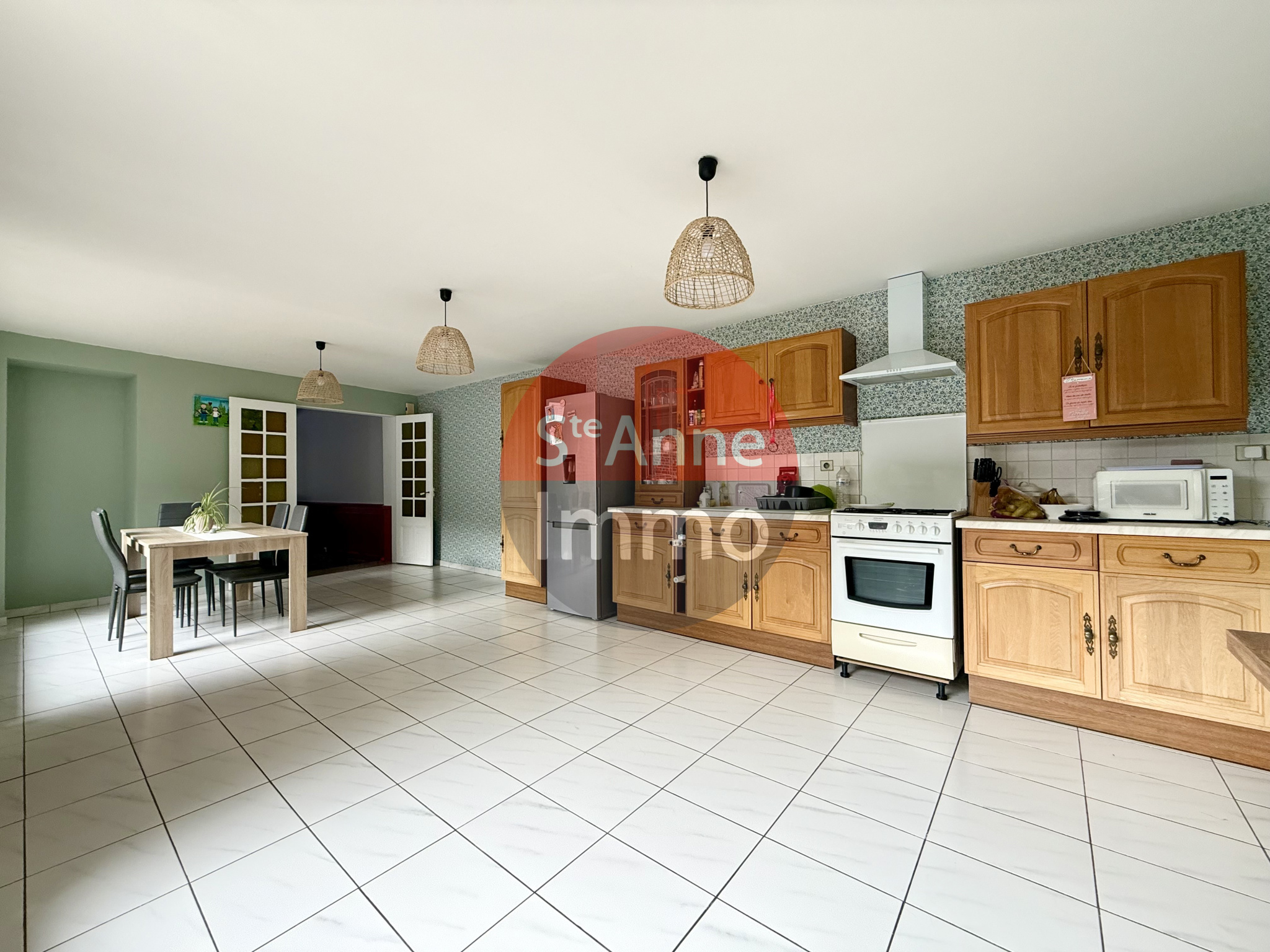 Immo80 – L'immobilier à Amiens et dans la Somme-ROYE – MAISON INDIVIDUELLE – 175m2 – 5 CHAMBRES – AUTONOMIE DE PLAIN PIED...
