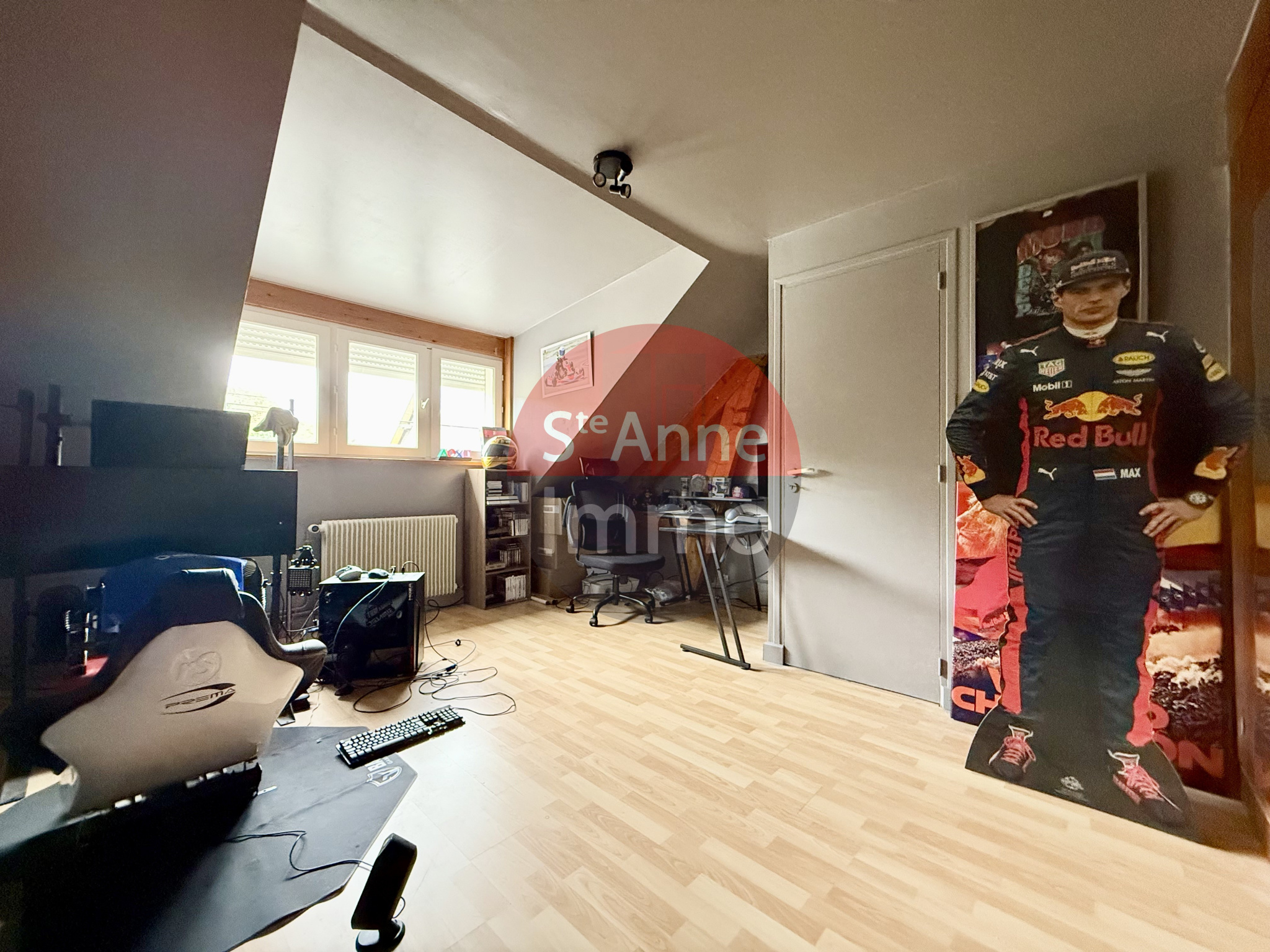 Immo80 – L'immobilier à Amiens et dans la Somme-ROYE – MAISON INDIVIDUELLE – 175m2 – 5 CHAMBRES – AUTONOMIE DE PLAIN PIED – GARAGE – DEPENDANCE – JARDIN