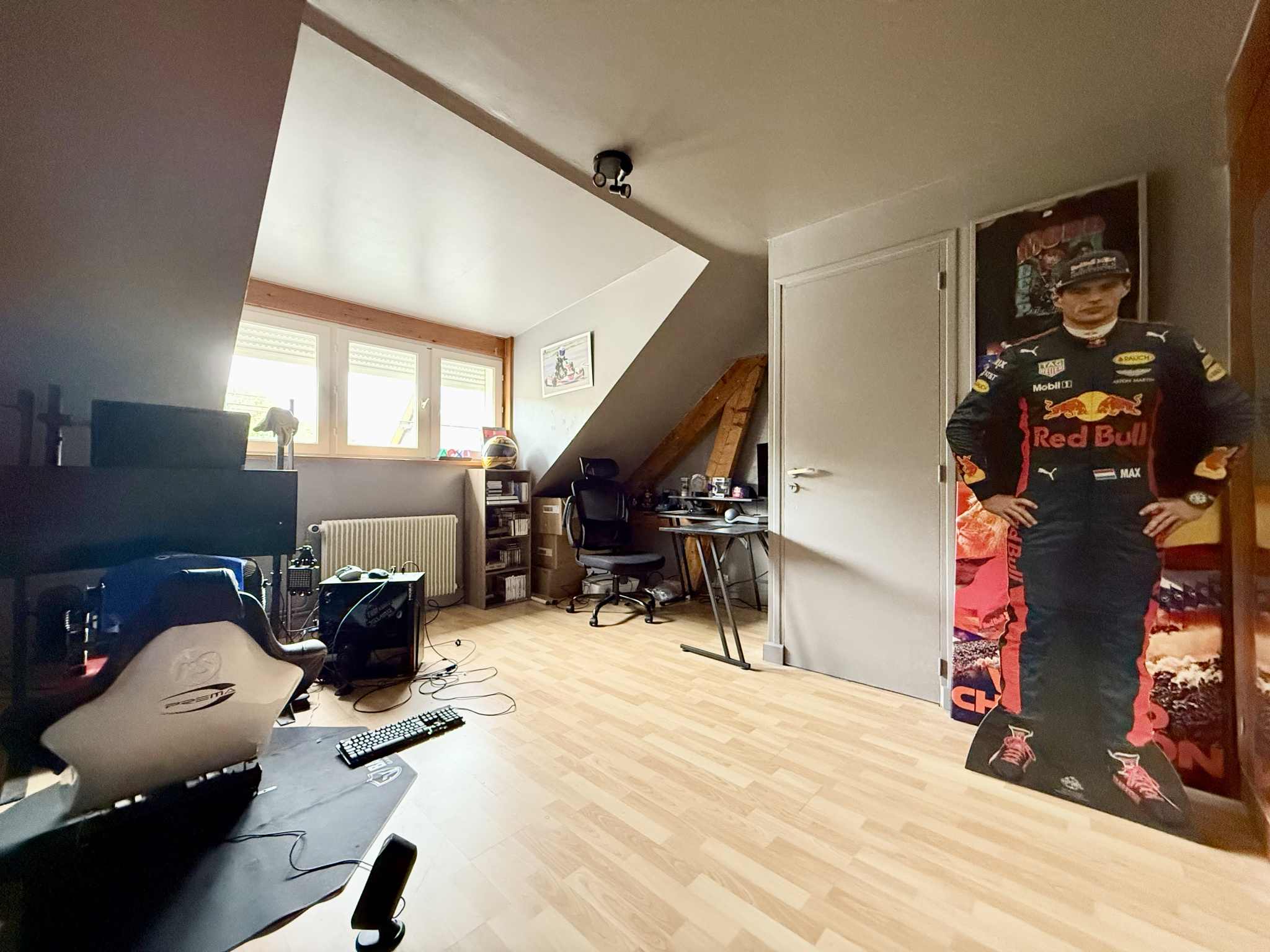 Immo80 – L'immobilier à Amiens et dans la Somme-ROYE – MAISON INDIVIDUELLE – 175m2 – 5 CHAMBRES – AUTONOMIE DE PLAIN PIED – GARAGE – DEPENDANCE – JARDIN