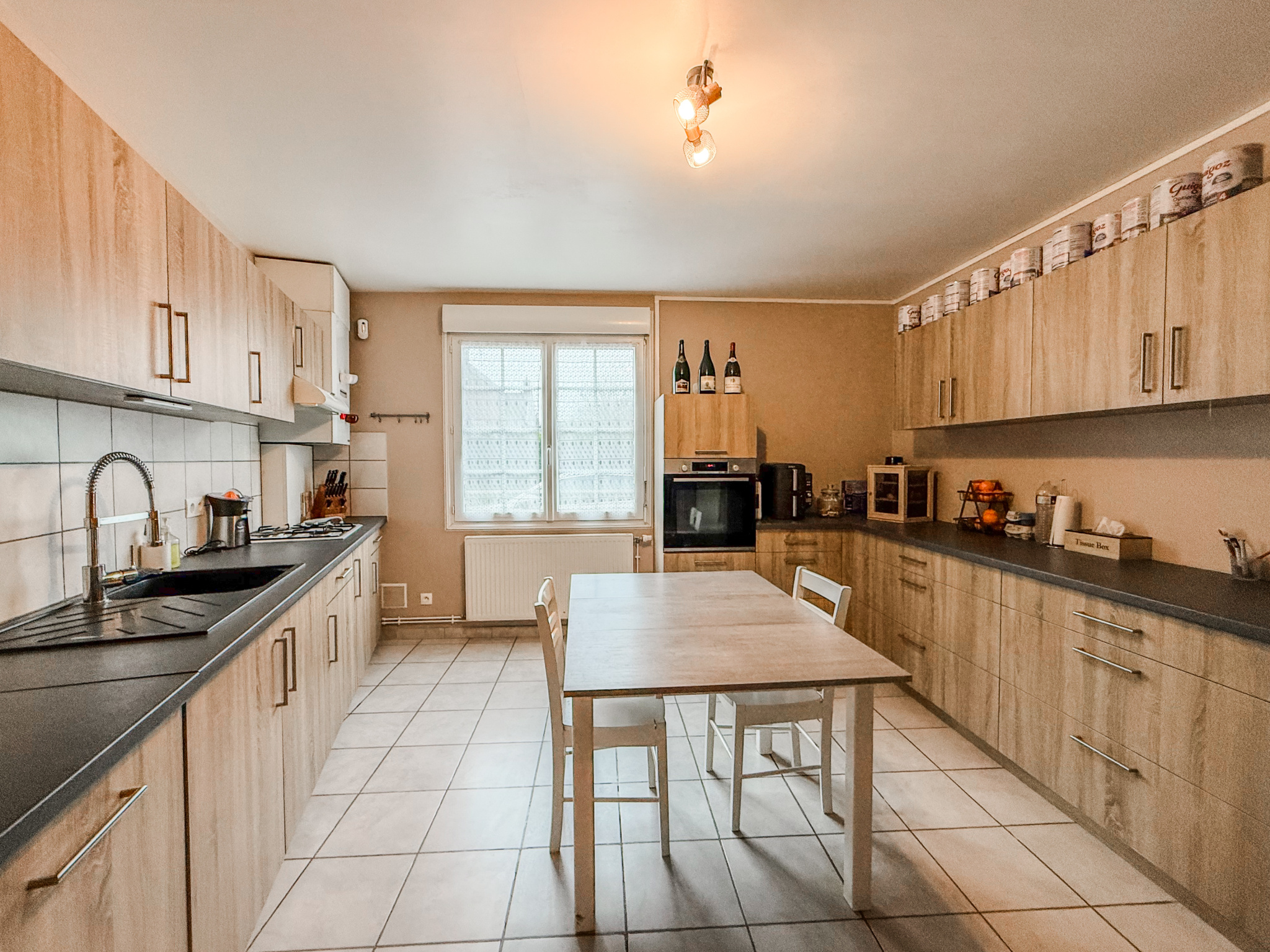 Immo80 – L'immobilier à Amiens et dans la Somme-CHAMPIEN – MAISON INDIVIDUELLE – 2 CHAMBRES – GARAGE – JARDIN – TERRASSE – DEPENDANCES