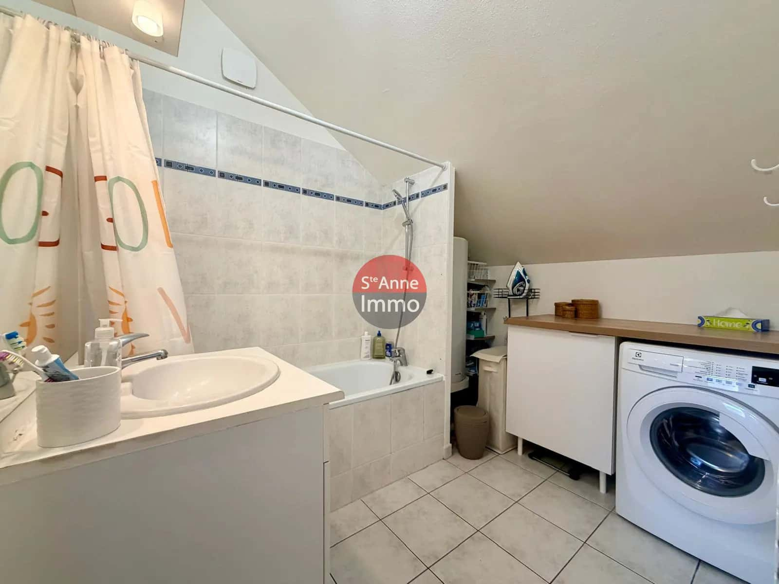 Immo80 – L'immobilier à Amiens et dans la Somme-AMIENS – APPARTEMENT – DUPLEX – 65 M2 – 1 CHAMBRE – BUREAU – PARKING