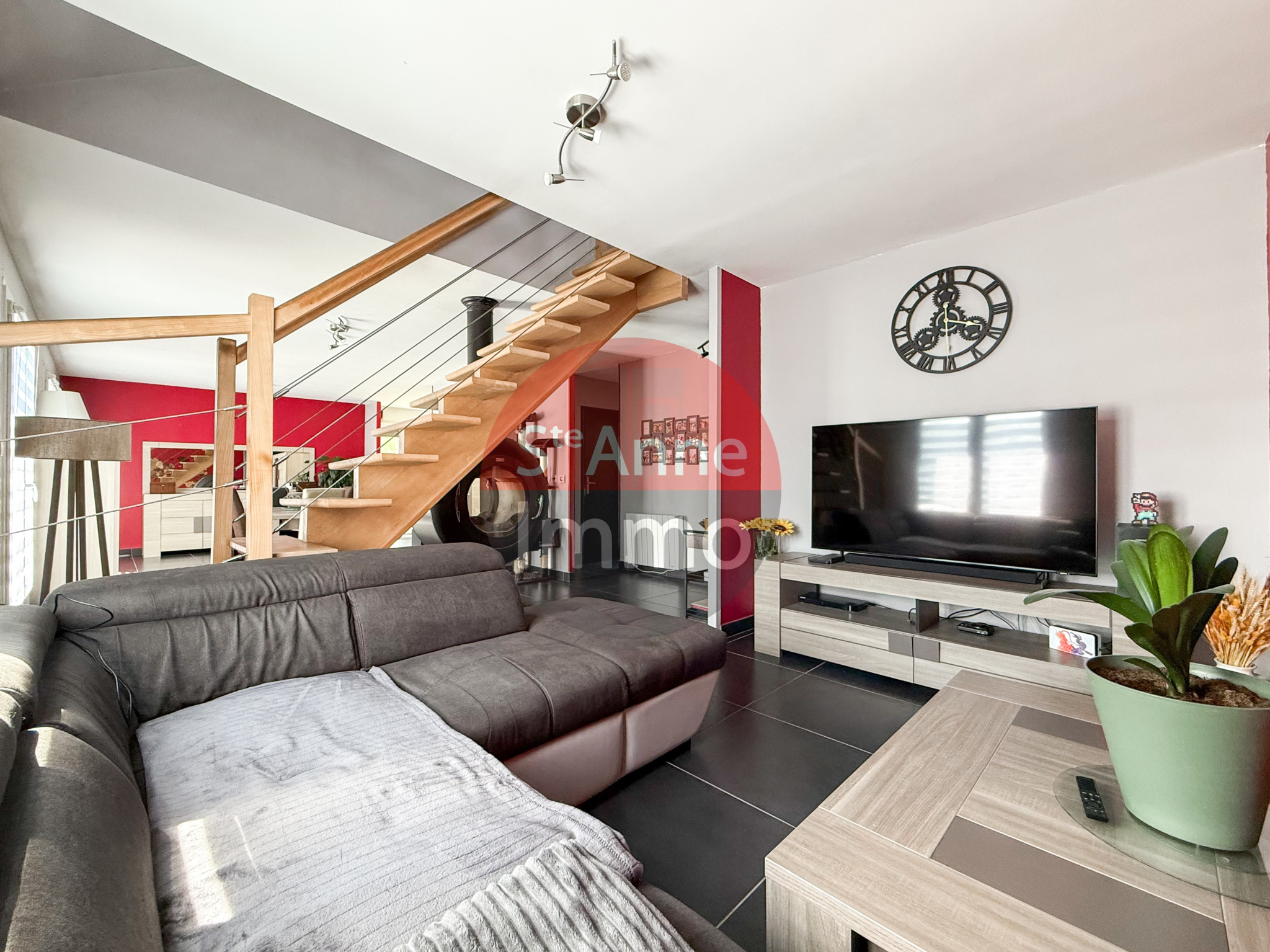 Immo80 – L'immobilier à Amiens et dans la Somme-DOMART-SUR-LA-LUCE – 135m2 – PAVILLON INDIVIDUEL – AUTONOMIE DE PLAIN PIED – 4 CHAMBRES – JARDIN – PISCINE – T