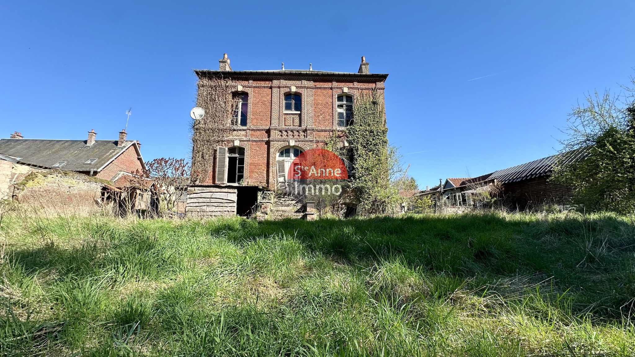 Immo80 – L'immobilier à Amiens et dans la Somme-FREMONTIERS – MAISON DE MAITRE – JARDIN – CAVE 