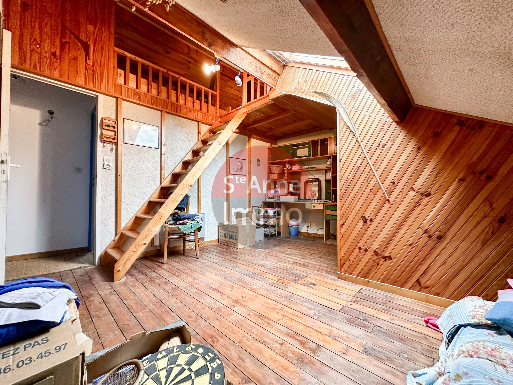 Immo80 – L'immobilier à Amiens et dans la Somme-ALBERT – MAISON SEMI-MOTOYENNE AVEC LOCAL COMMERCIAL – GARAGE – JARDIN – TERRASSE