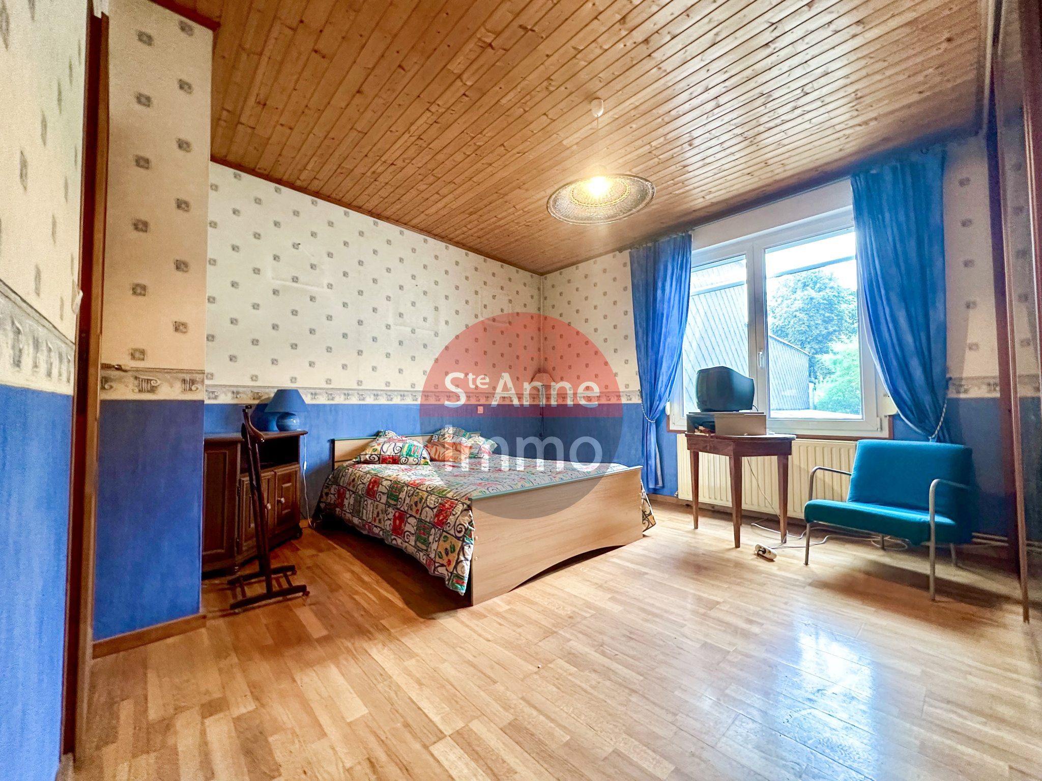 Immo80 – L'immobilier à Amiens et dans la Somme-ALBERT – MAISON SEMI-MOTOYENNE AVEC LOCAL COMMERCIAL – GARAGE – JARDIN – TERRASSE
