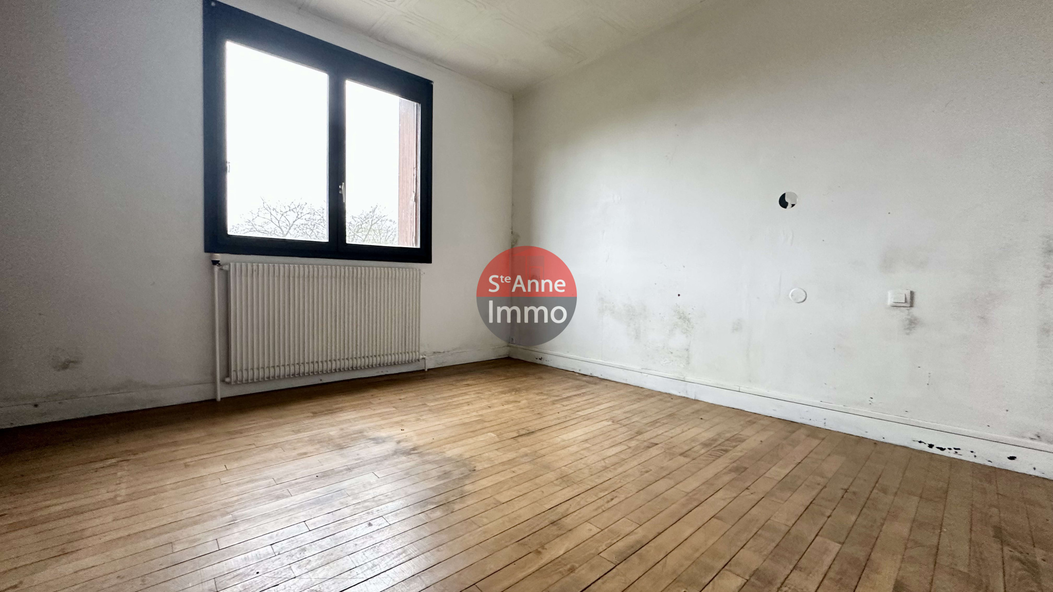 Immo80 – L'immobilier à Amiens et dans la Somme-ESSERTAUX – MAISON INDIVIDUELLE – 3 CHAMBRES – JARDIN – SOUS-COMPLET – GARAGE