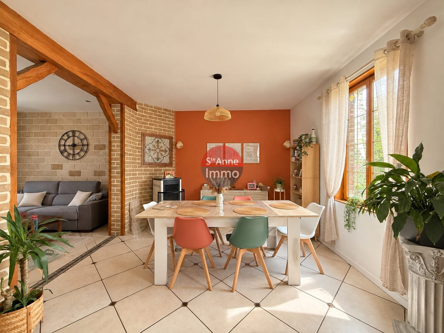 Immo80 – L'immobilier à Amiens et dans la Somme-CHAMPIEN – 96m2 – 3 CHAMBRES – 1 BUREAU – GARAGES – JARDIN – TERRASSE – CAVE