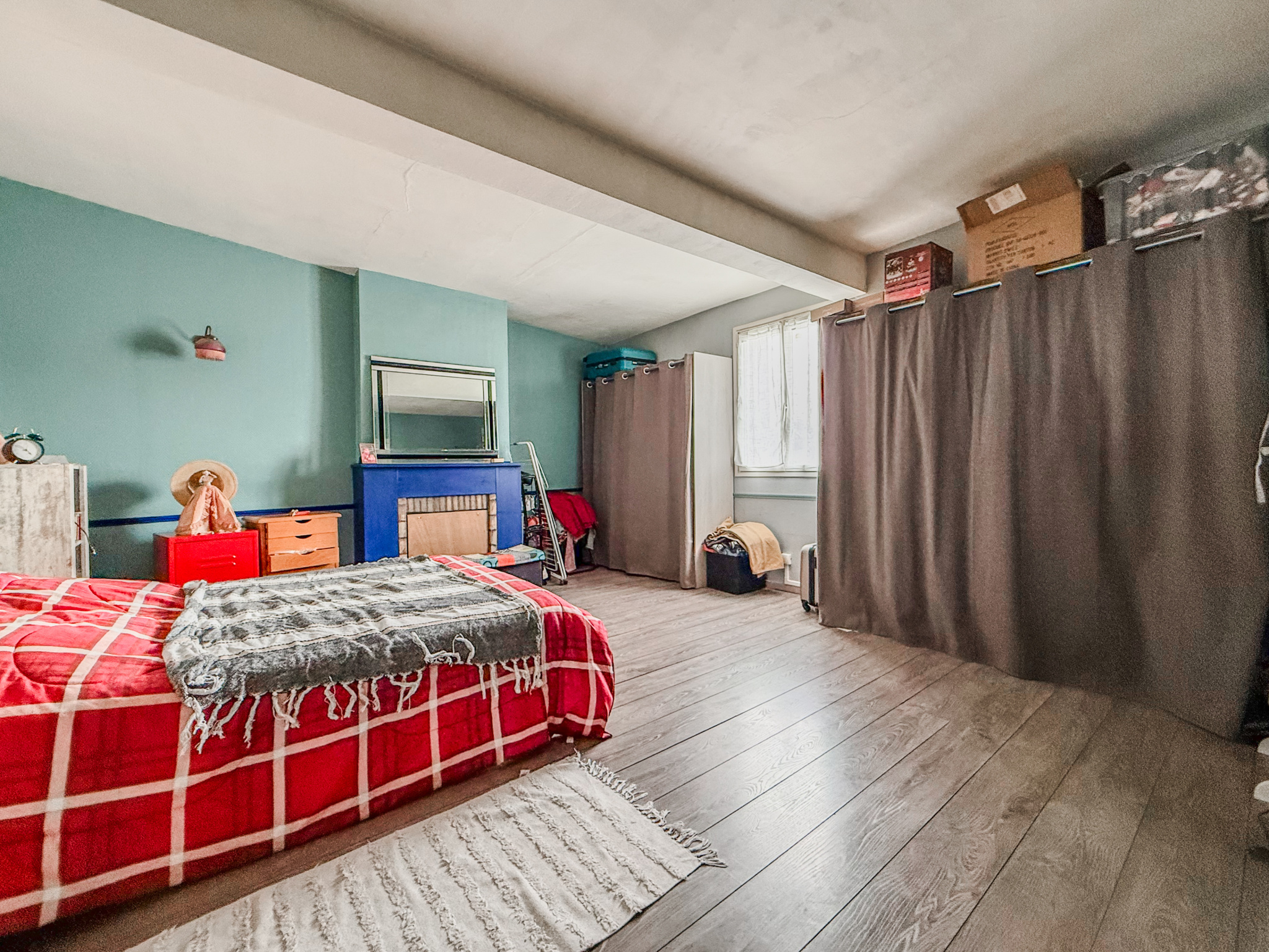 Immo80 – L'immobilier à Amiens et dans la Somme-MAISON SEMI MITOYENNE – PLAIN PIED – 3 CHAMBRES – GARAGE – JARDIN – TERRASSE