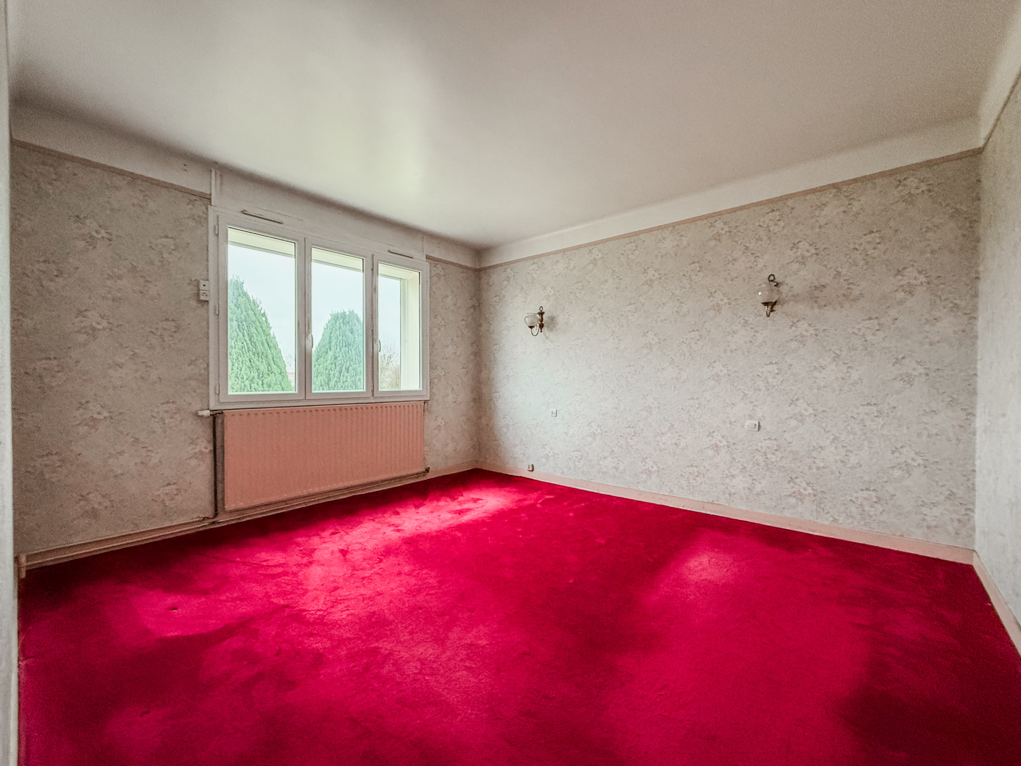 Immo80 – L'immobilier à Amiens et dans la Somme-VRELY – MAISON INDIVIDUELLE – 3 CHAMBRES – SOUS SOL COMPLET AMENAGE – DEPENDANCES – GARAGE – CAVE – JARDIN